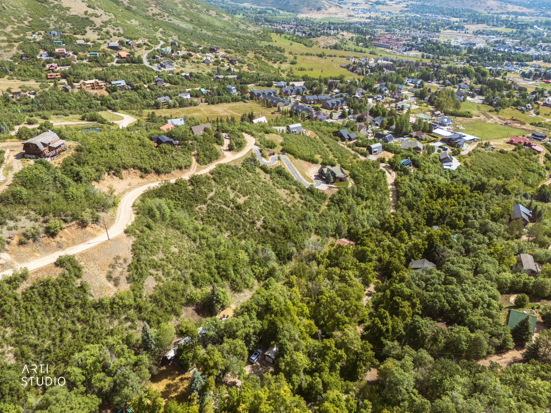 SWISS MOUNTAIN ESTATES - Land
