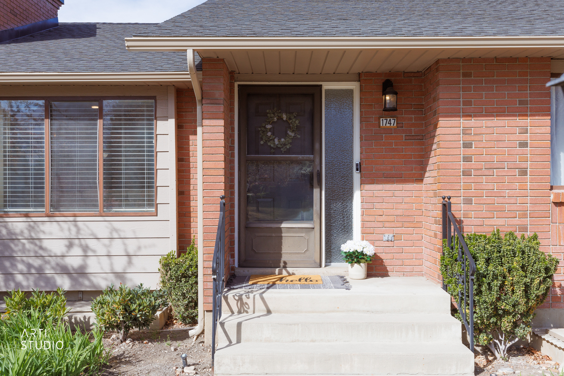 GRANDVIEW FARM CONDO - Residential