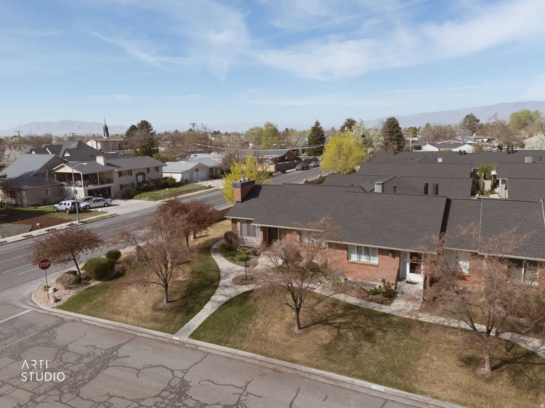 GRANDVIEW FARM CONDO - Residential