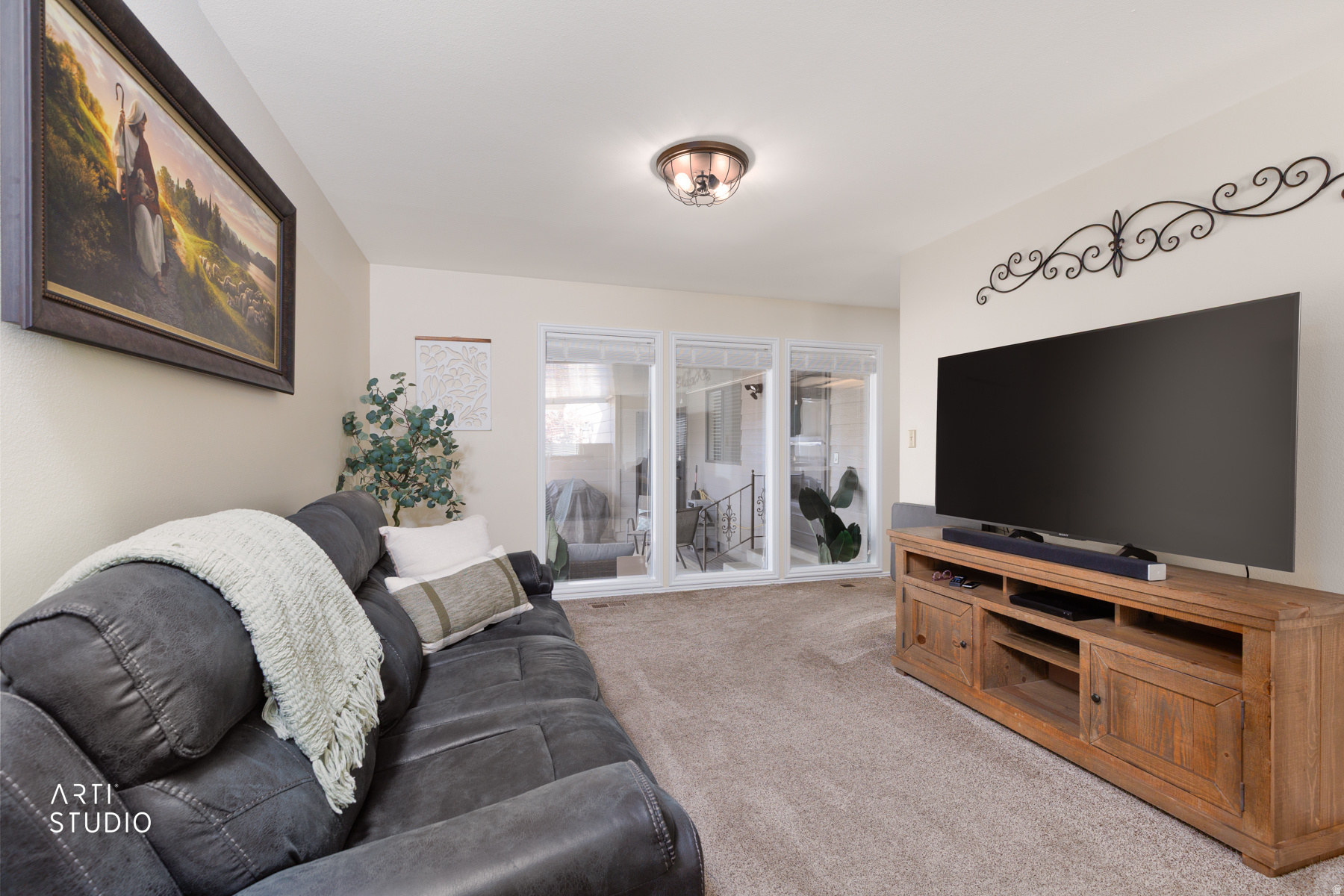 GRANDVIEW FARM CONDO - Residential