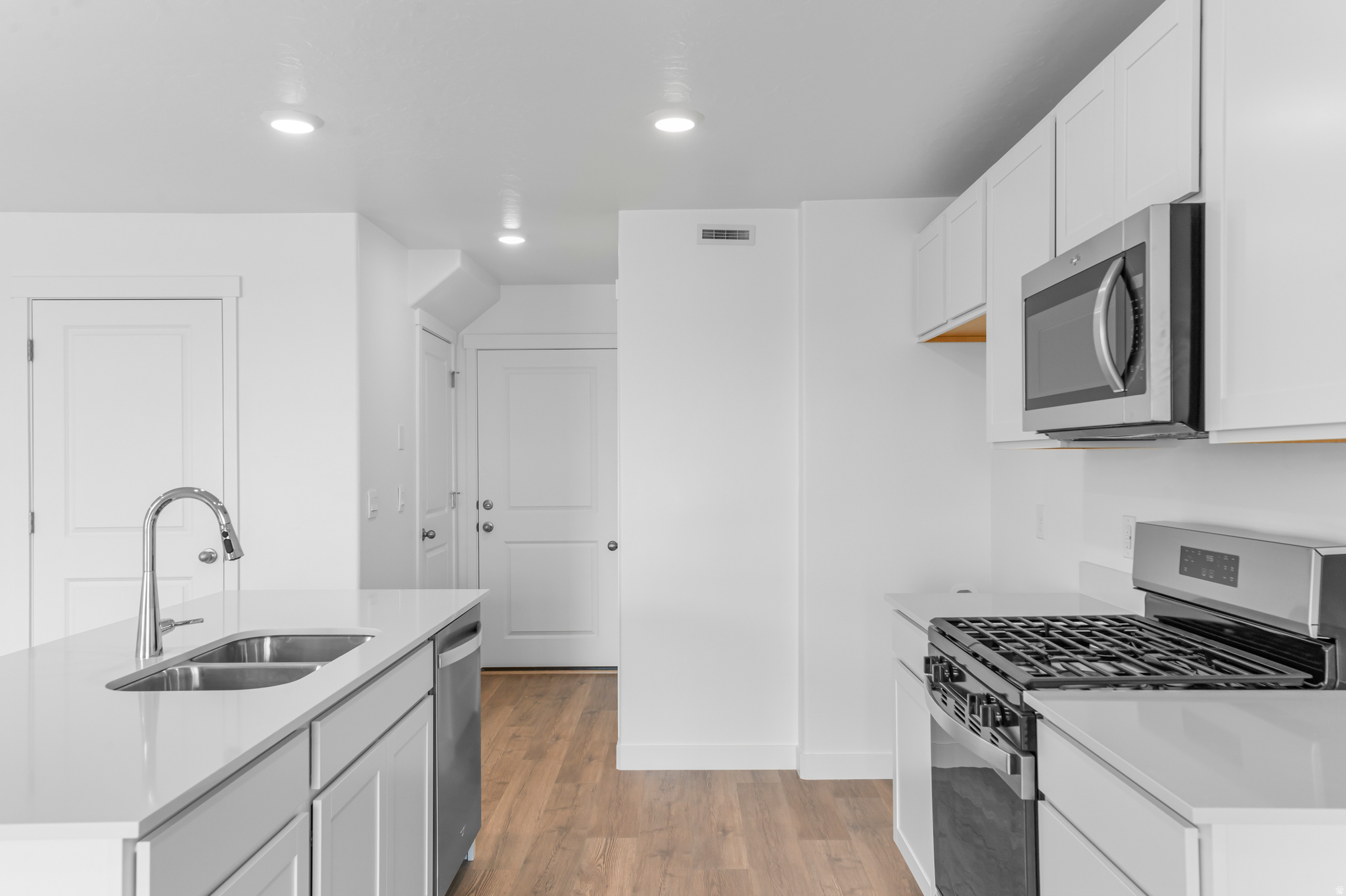 INVERNESS BY D.R. HORTON - Residential