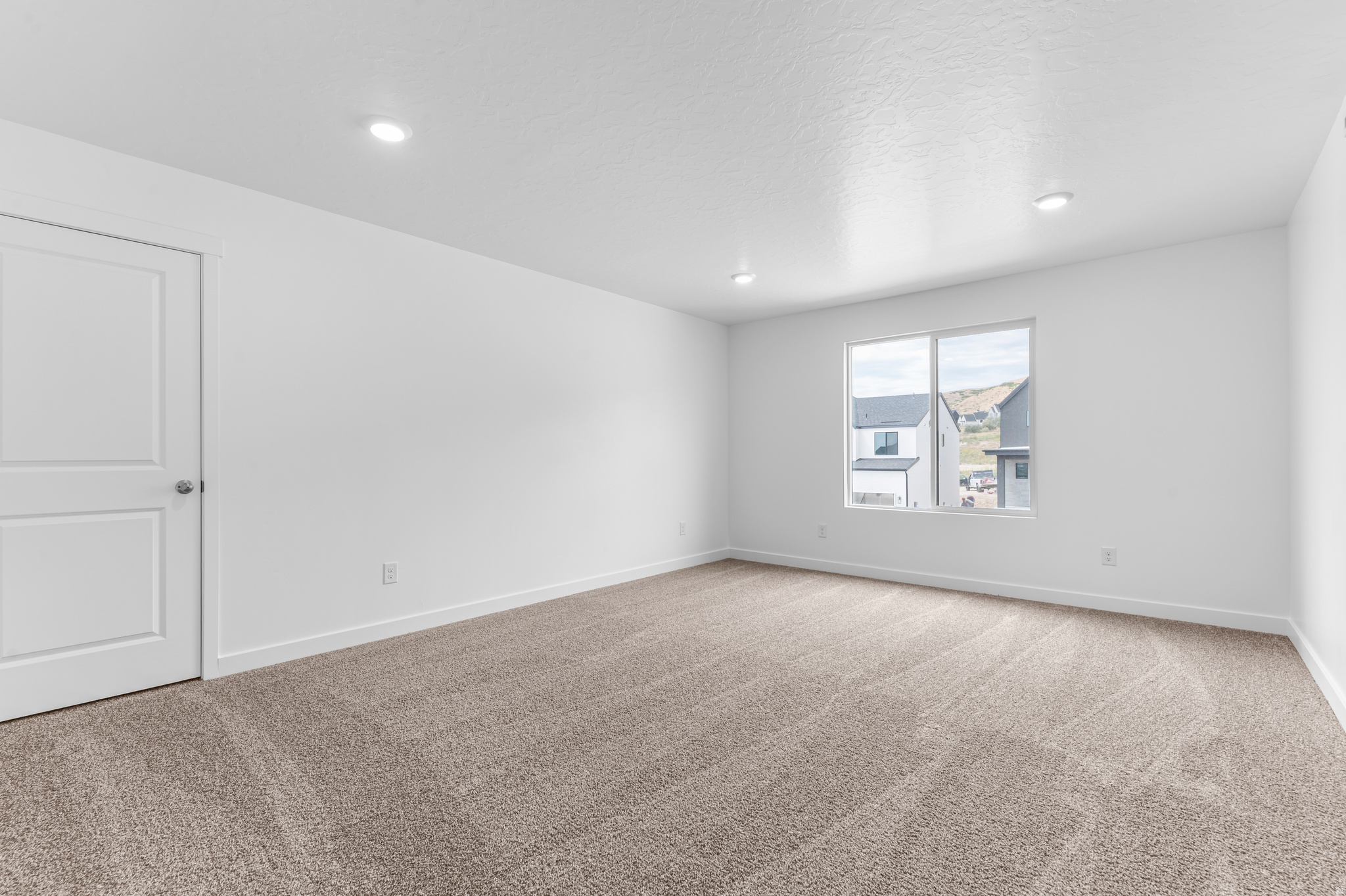 INVERNESS BY D.R. HORTON - Residential