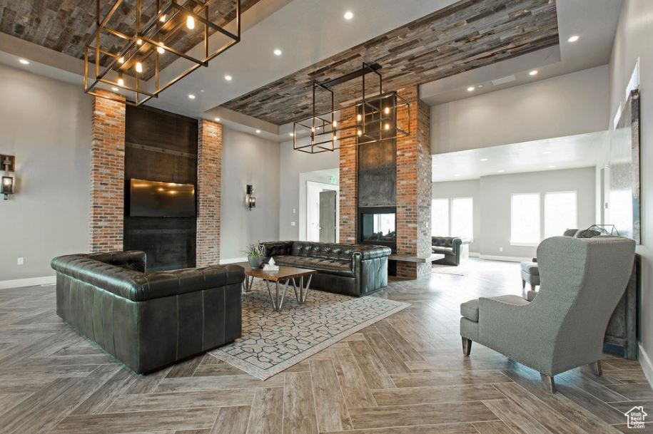 RIDGE @ SPANISH FORK - Residential