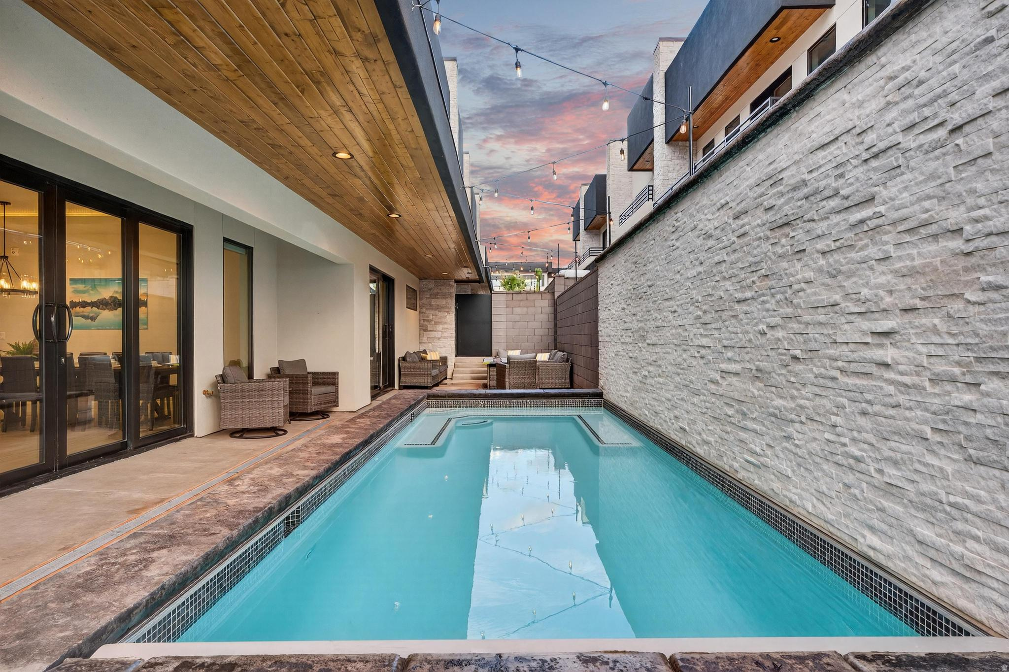 PECAN VALLEY - Residential