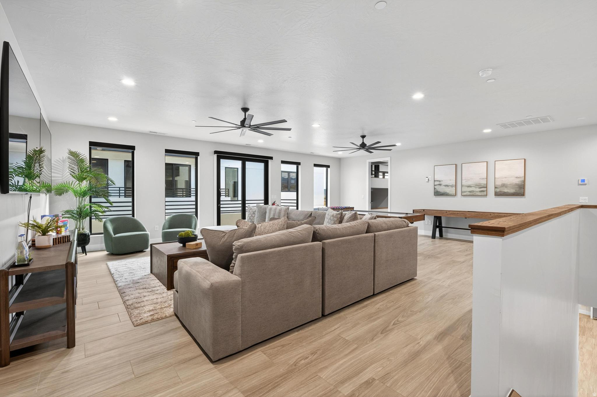 PECAN VALLEY - Residential