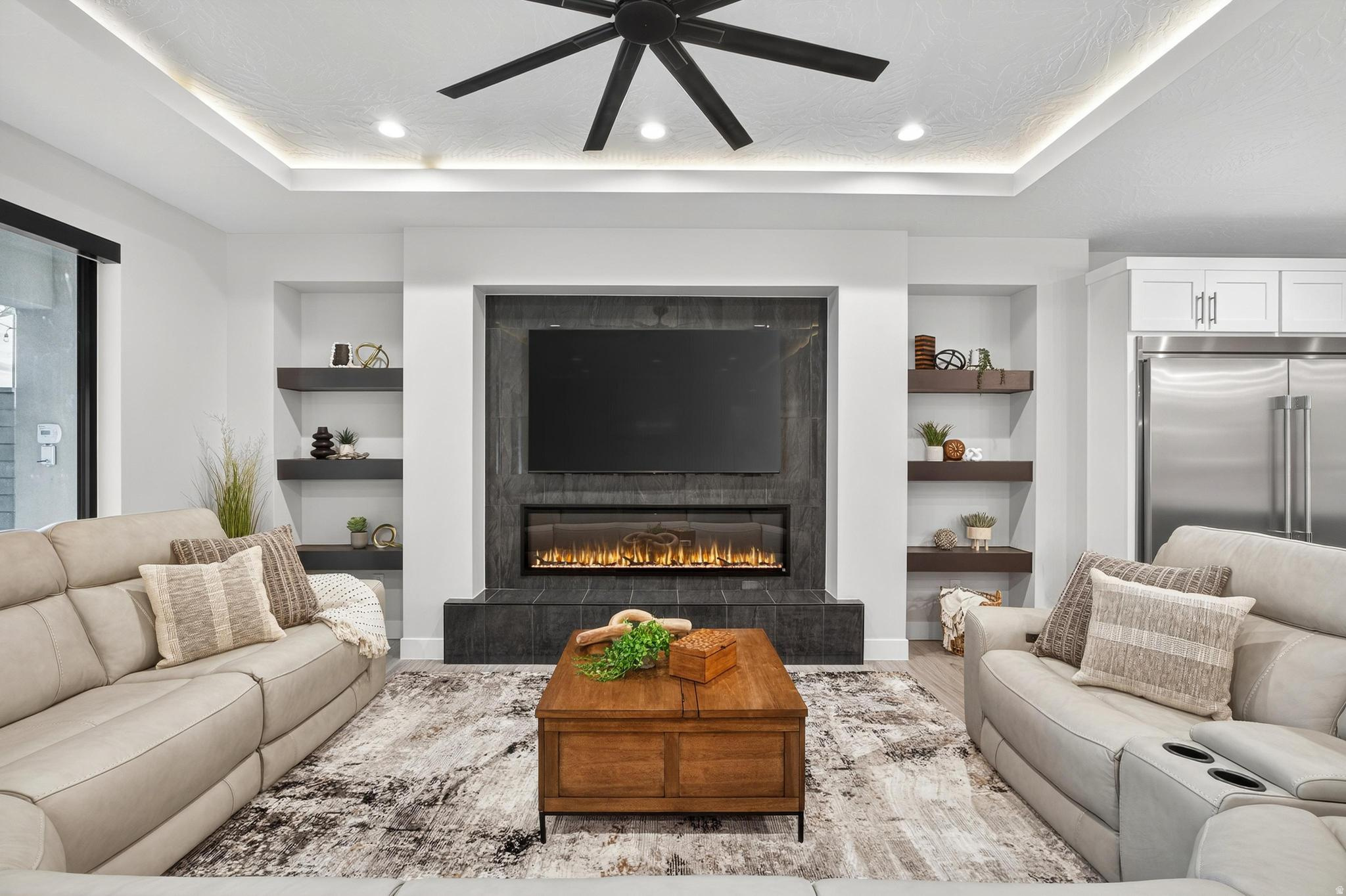 PECAN VALLEY - Residential