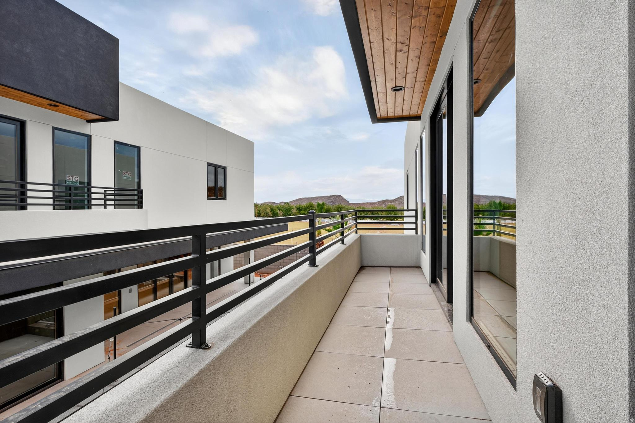 PECAN VALLEY - Residential