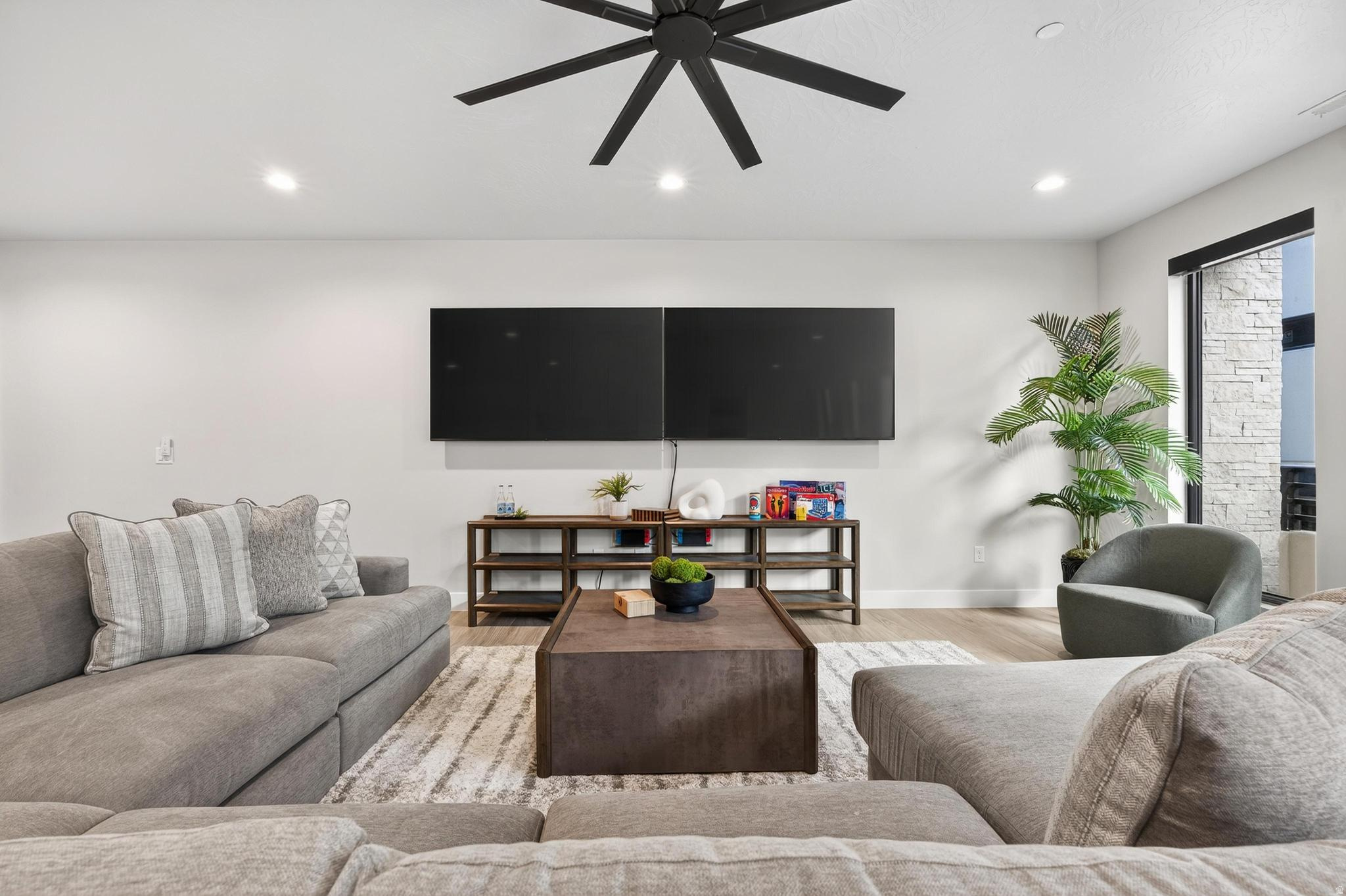 PECAN VALLEY - Residential