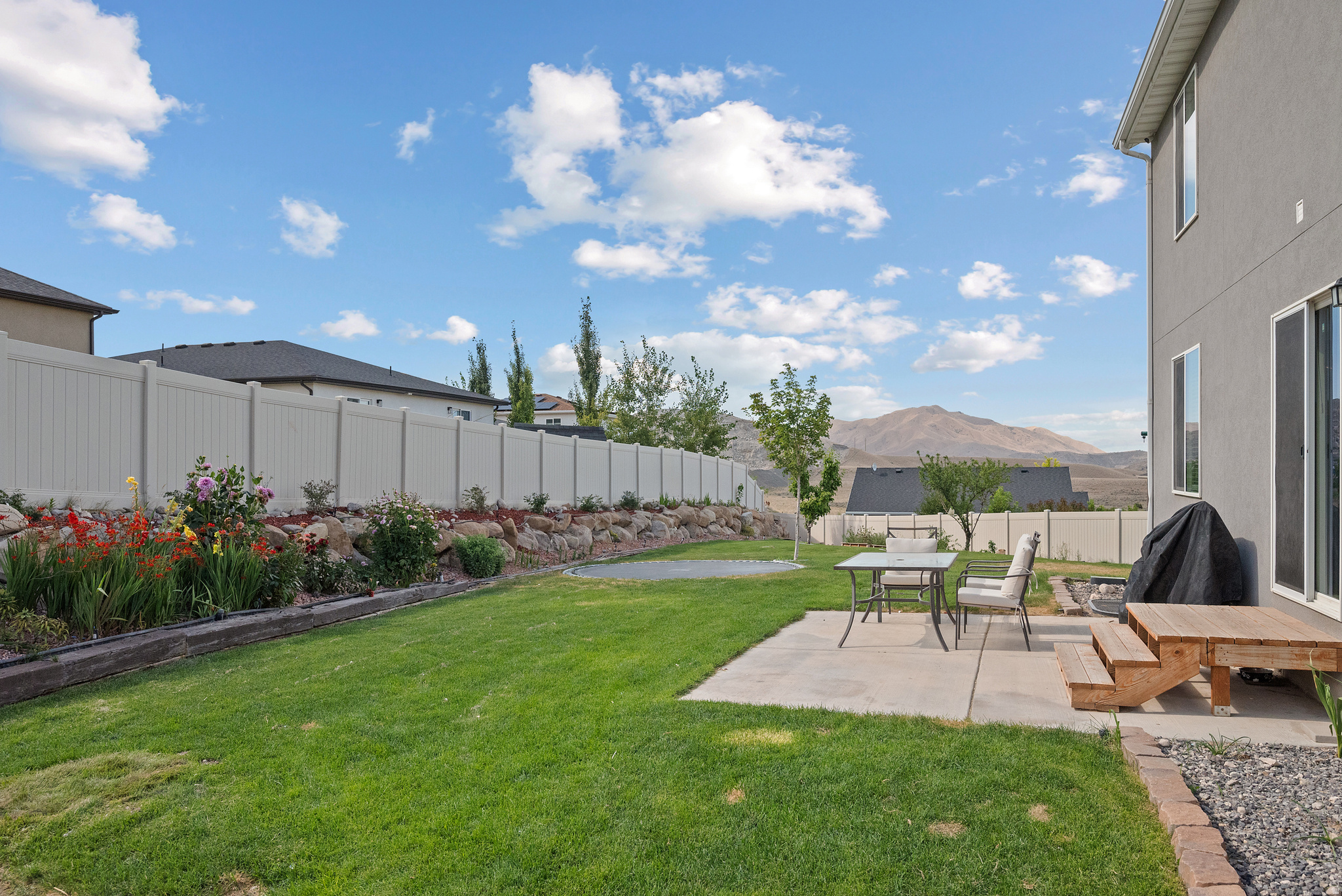 RIDGE - Residential