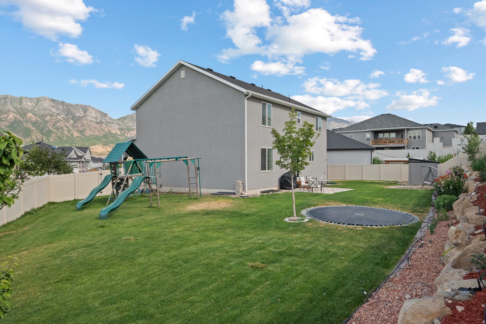 RIDGE - Residential