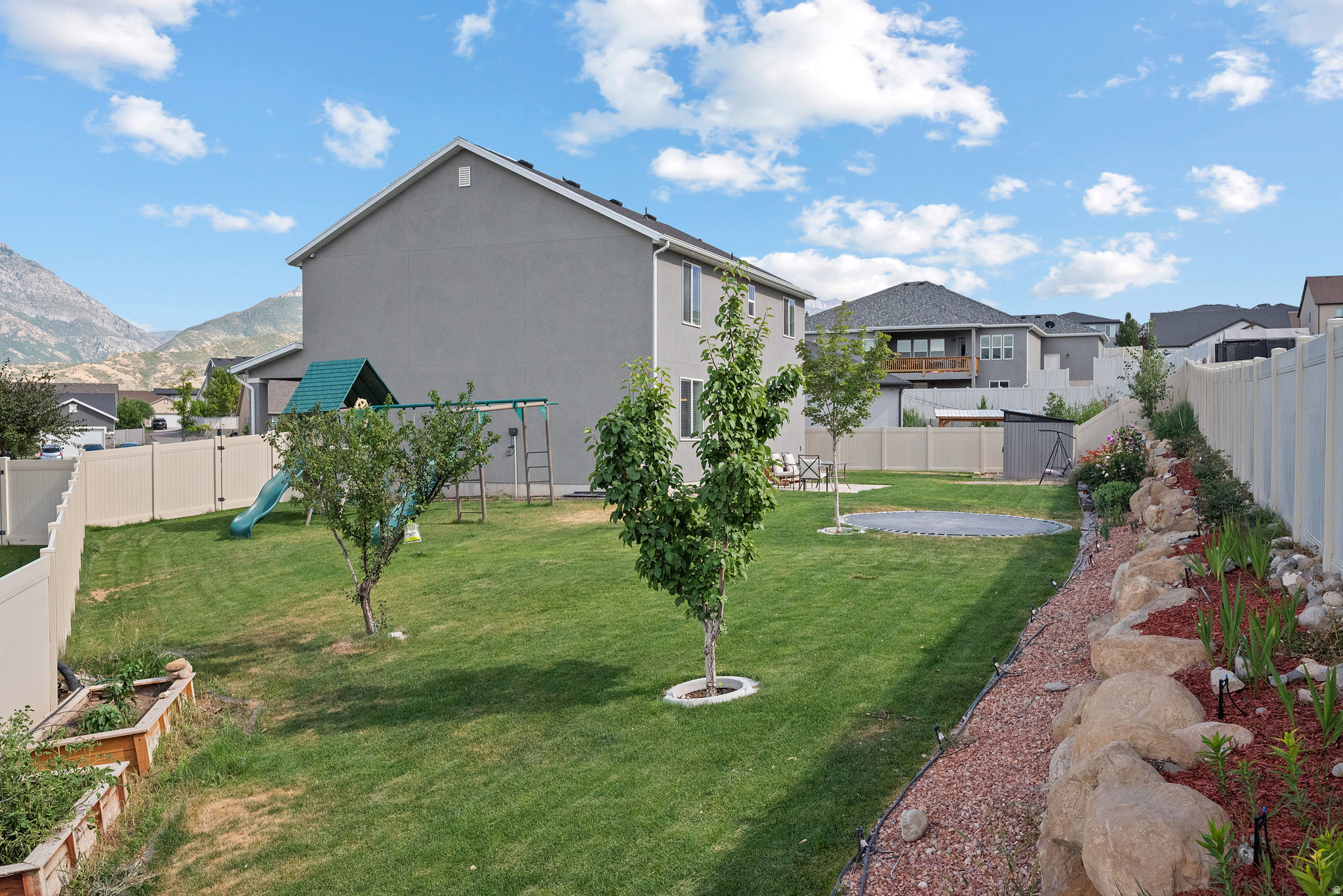 RIDGE - Residential
