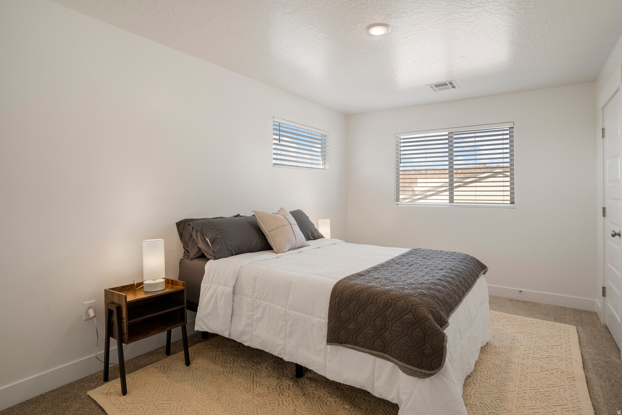 RED PINE 1 - Residential