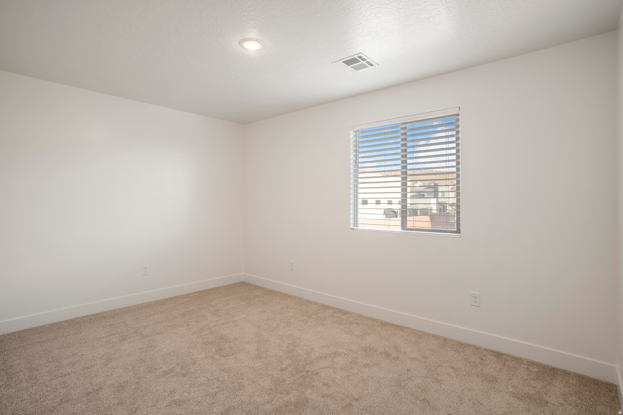 RED PINE 1 - Residential
