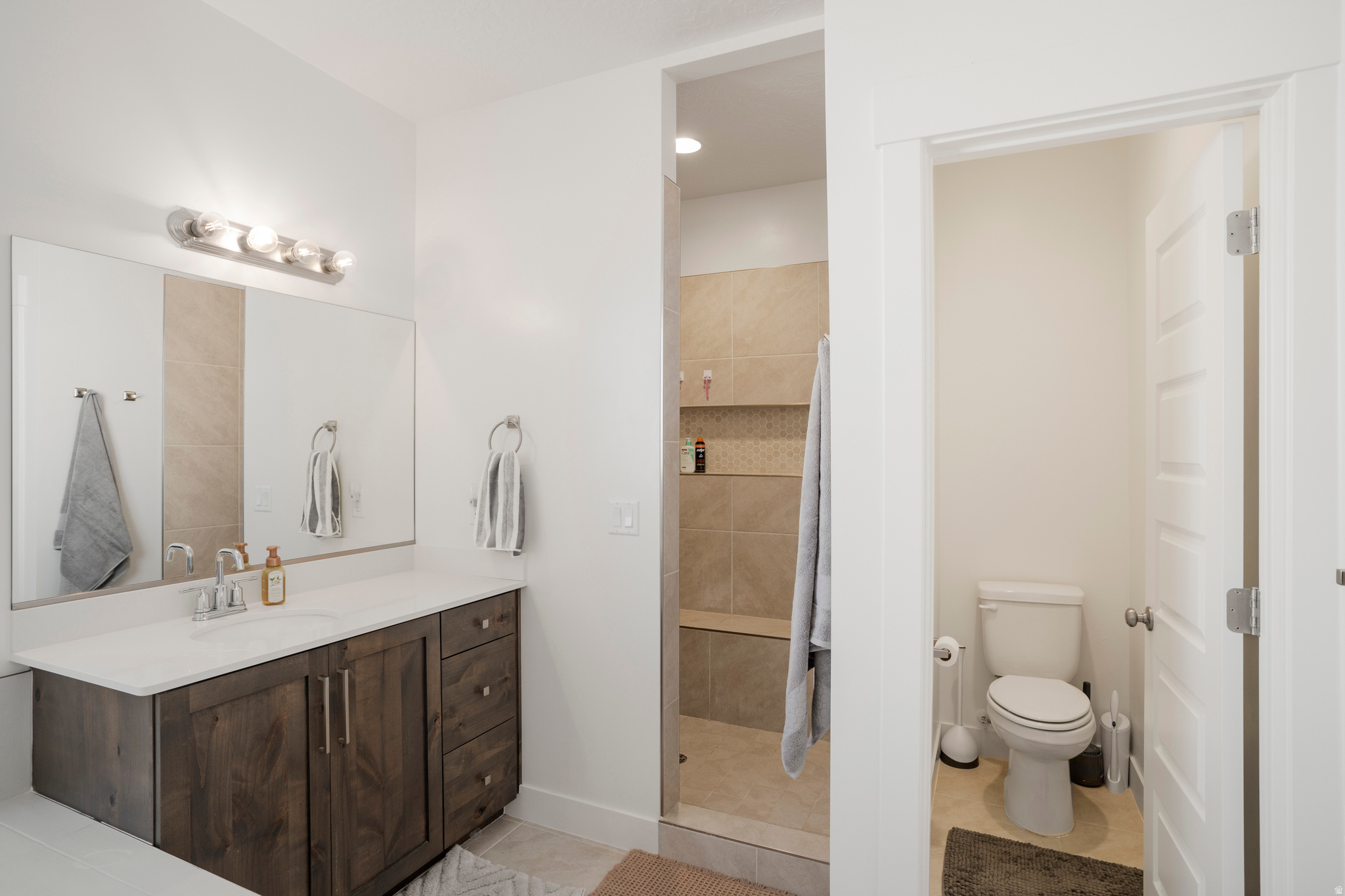 RED PINE 1 - Residential