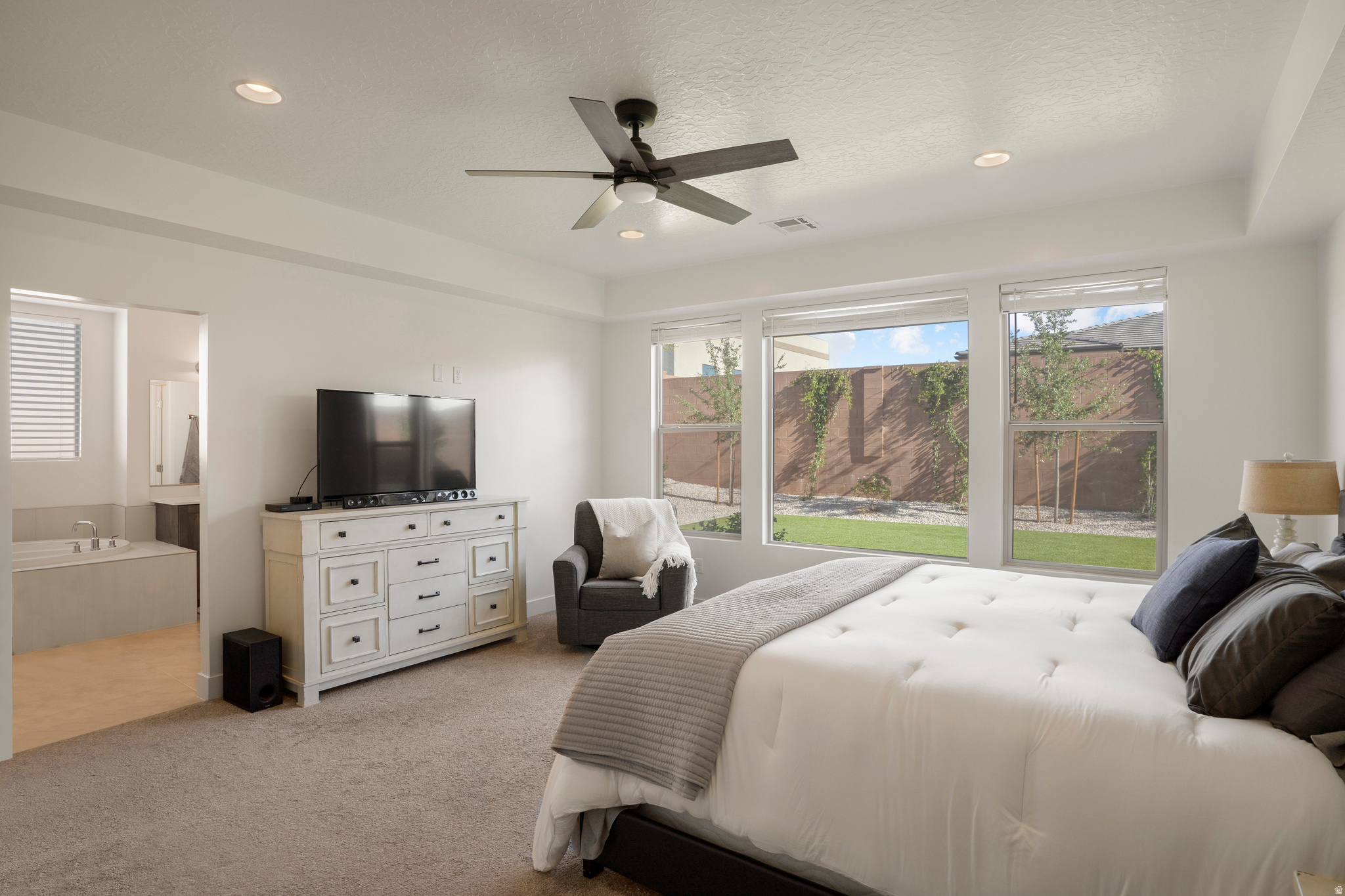 RED PINE 1 - Residential