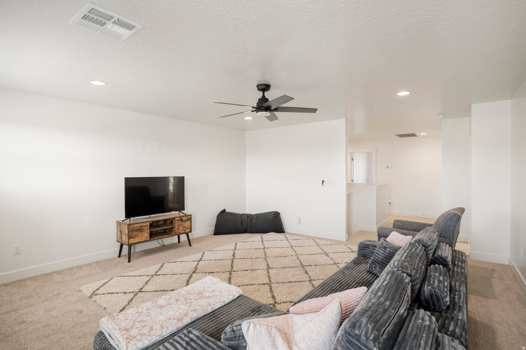 RED PINE 1 - Residential