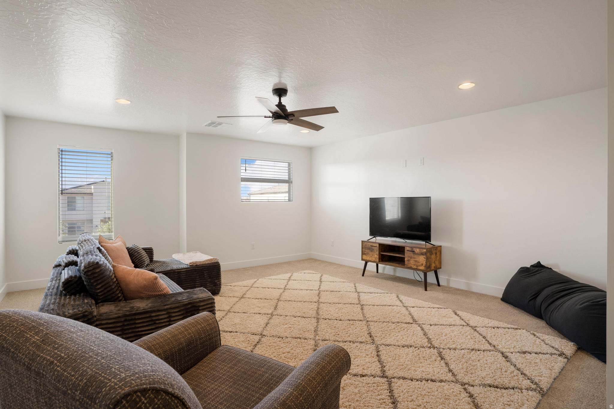 RED PINE 1 - Residential