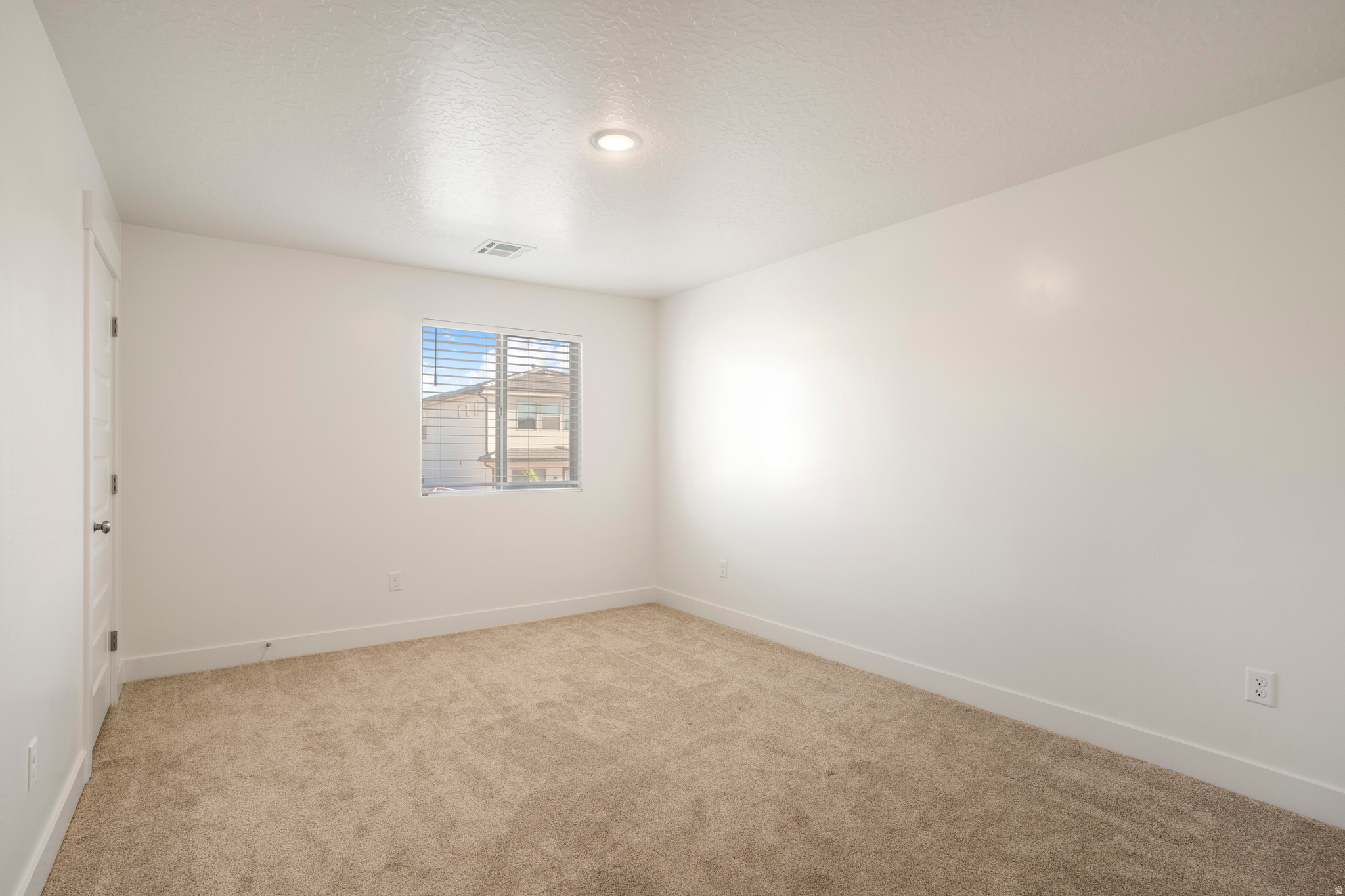 RED PINE 1 - Residential