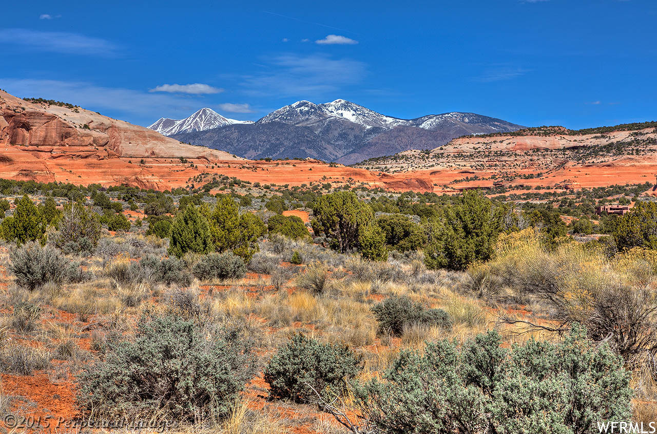 WILSON ARCH RESORT - Land