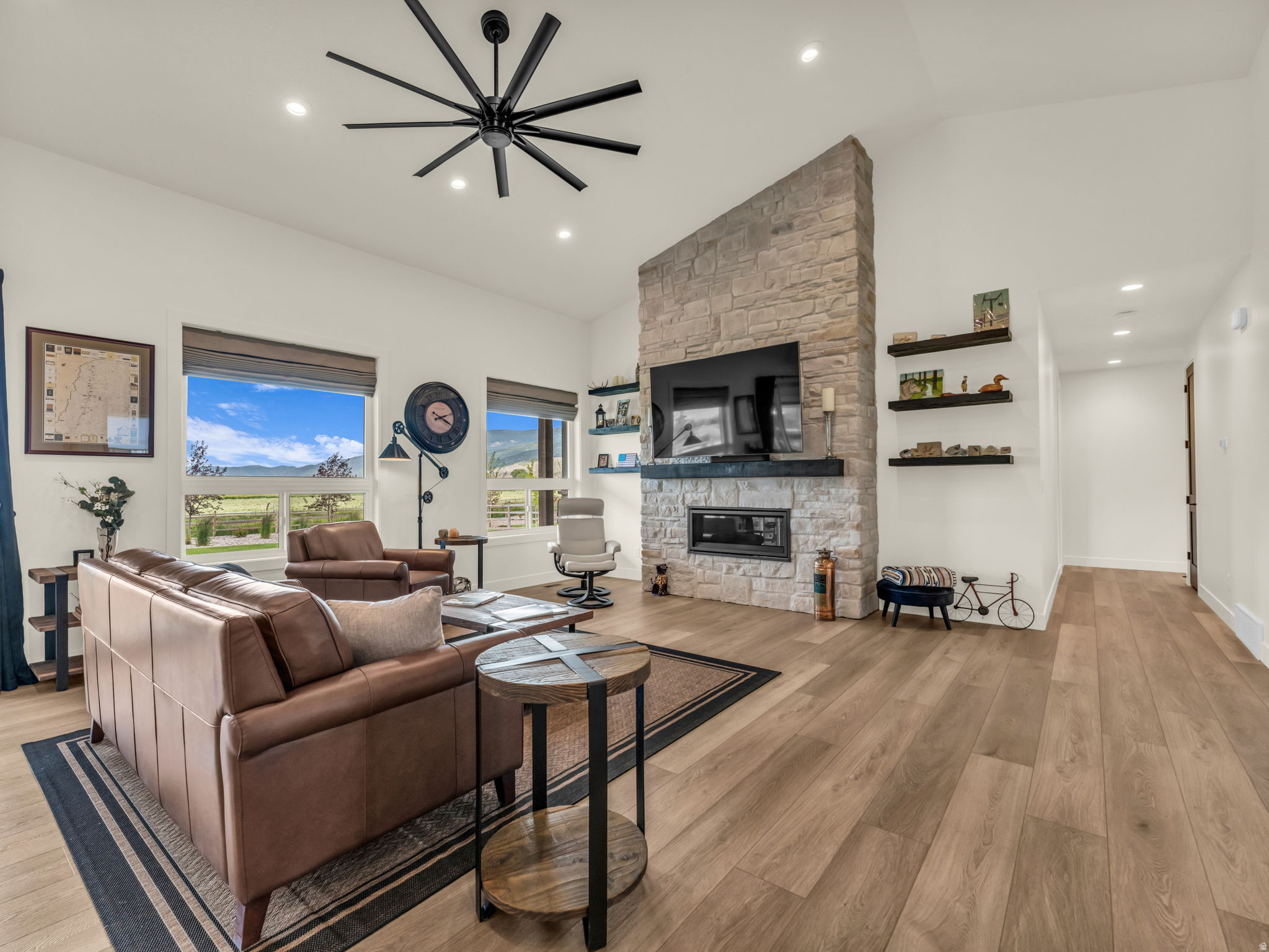 HART CROSSING - Residential