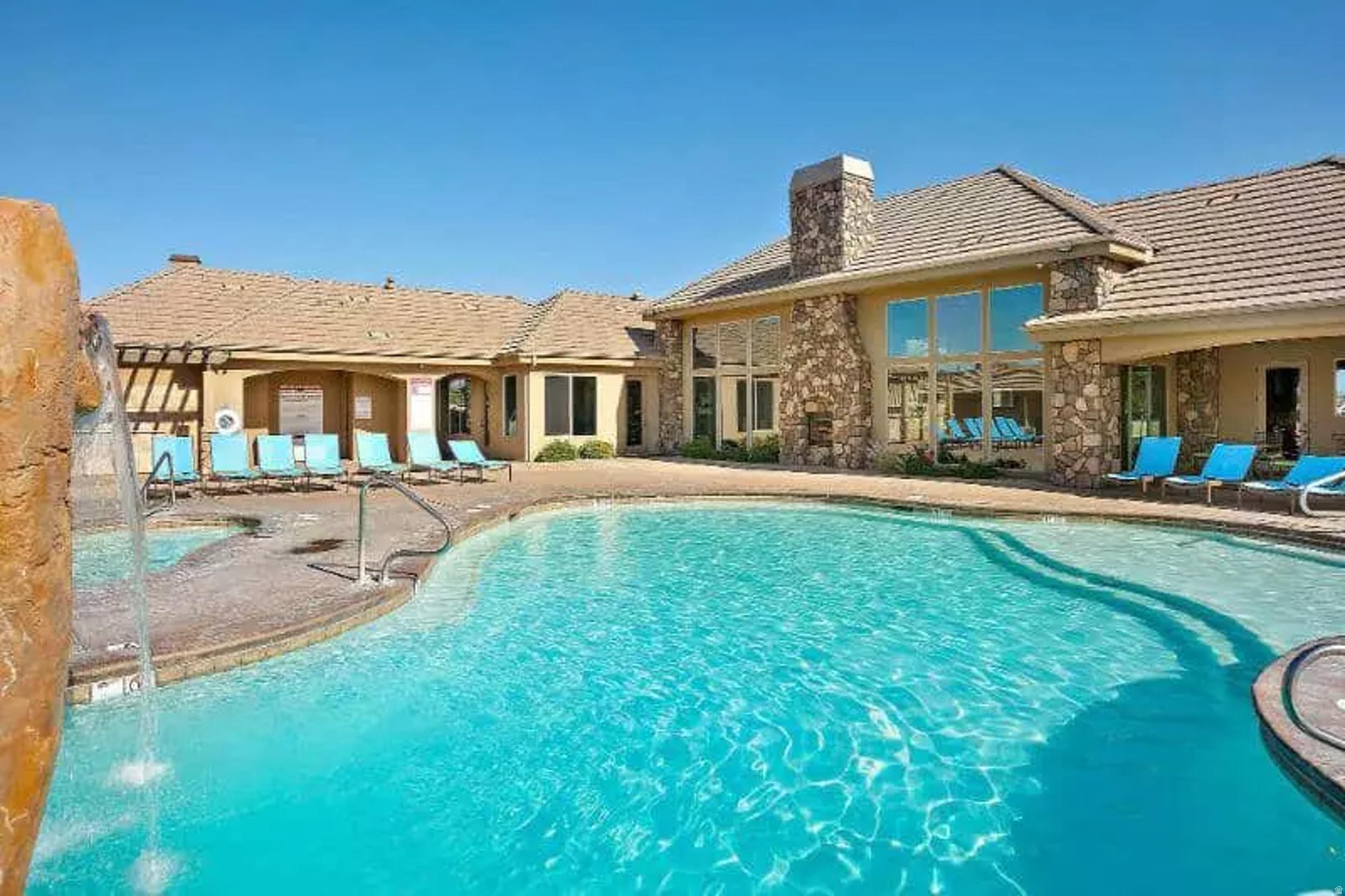 CORAL RIDGE - Residential