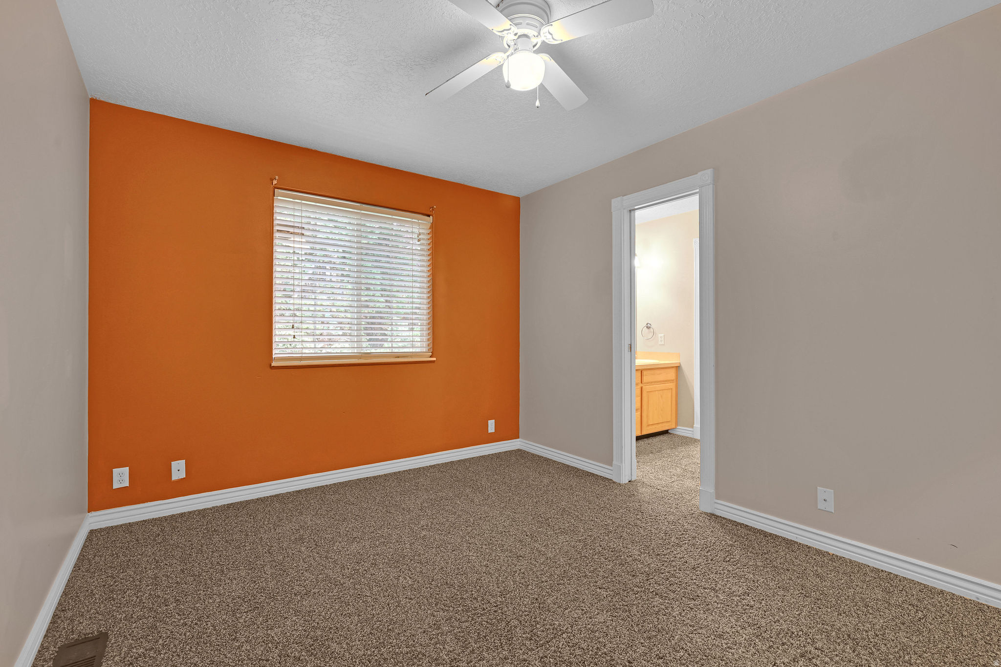 MOUNTAIN CREEK ESTATES - Residential