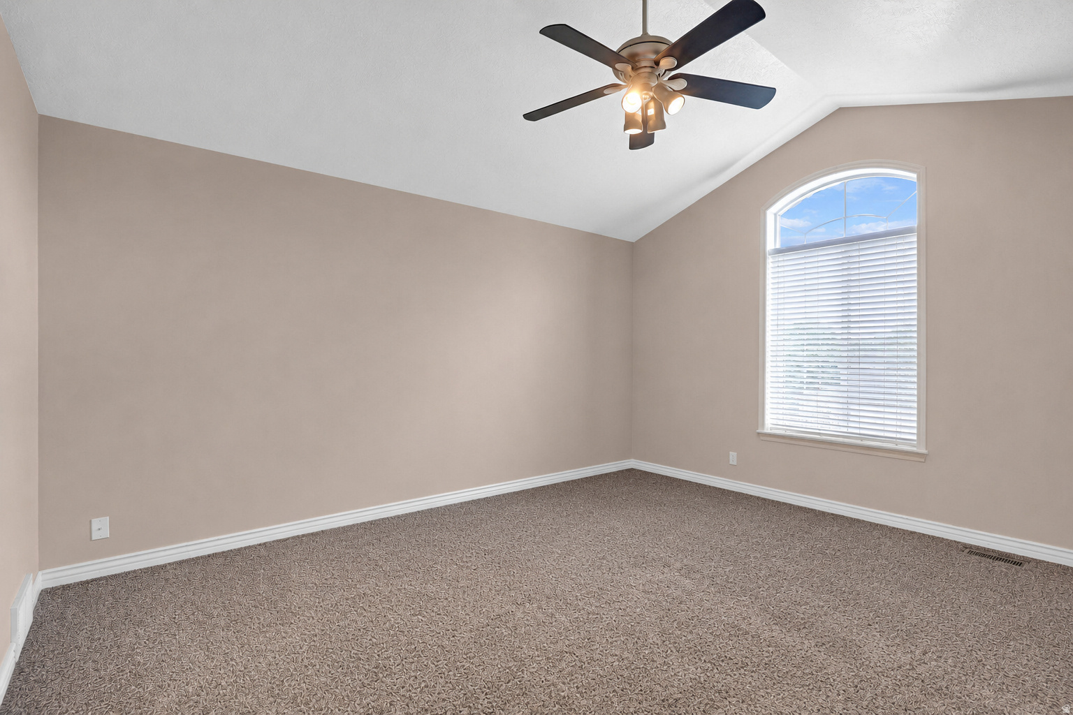 MOUNTAIN CREEK ESTATES - Residential