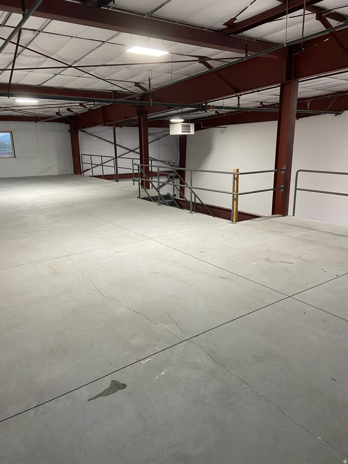 HYRUM COMMERCIAL - Commercial Lease
