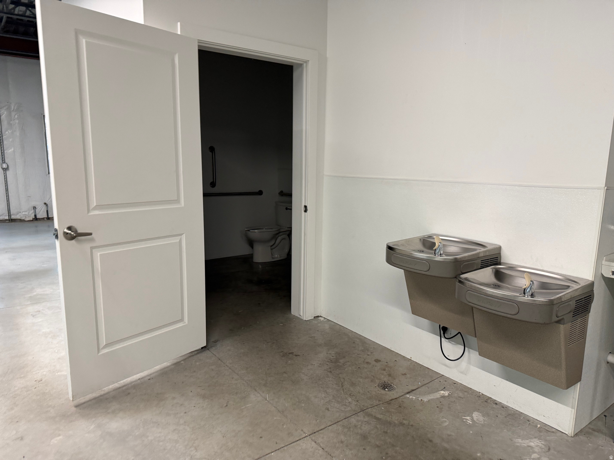 HYRUM COMMERCIAL - Commercial Lease