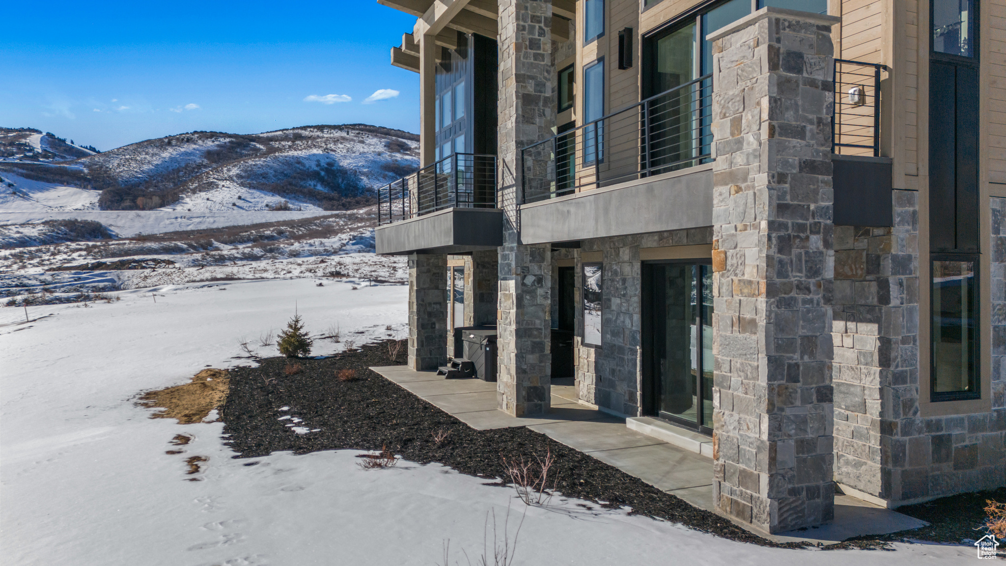 AMANTI LAGO - Residential