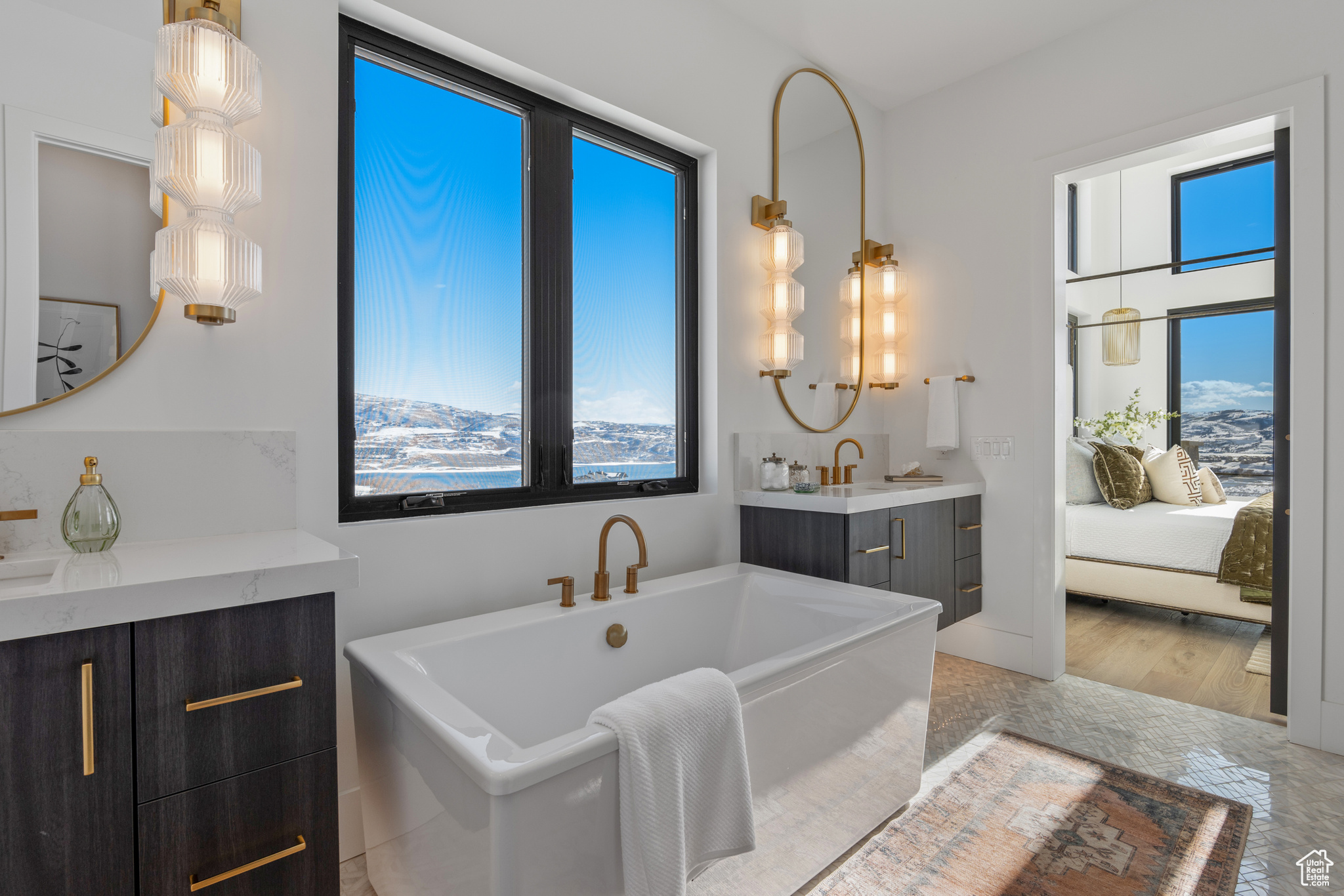 AMANTI LAGO - Residential