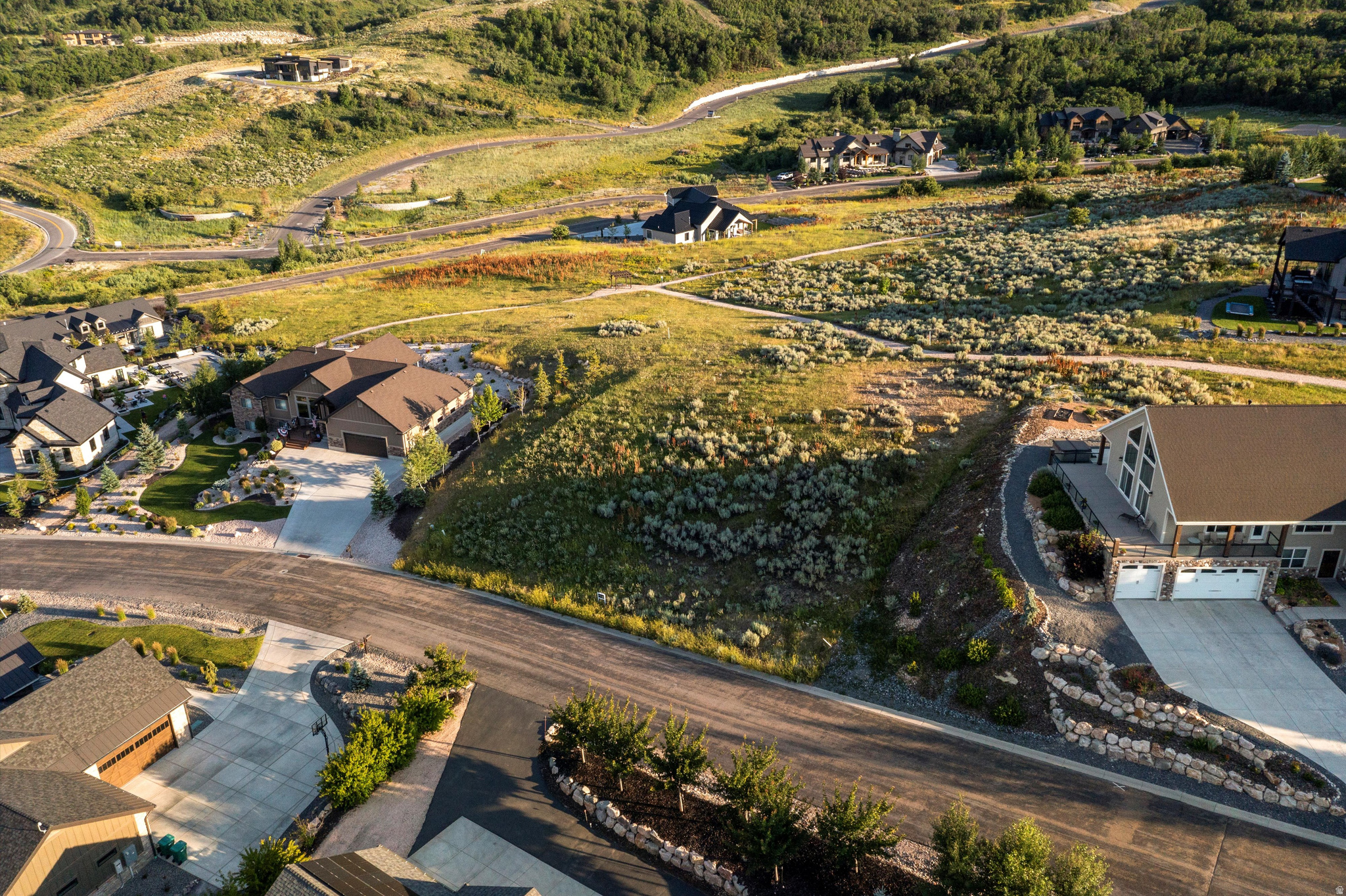 CHALETS AT EDGEWATER - Land