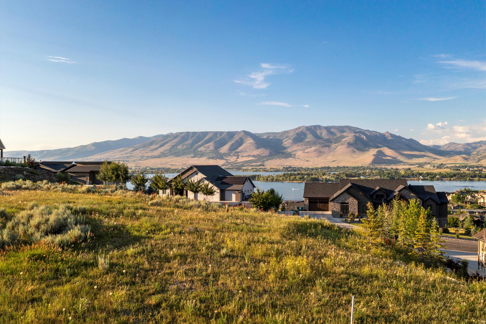 CHALETS AT EDGEWATER - Land