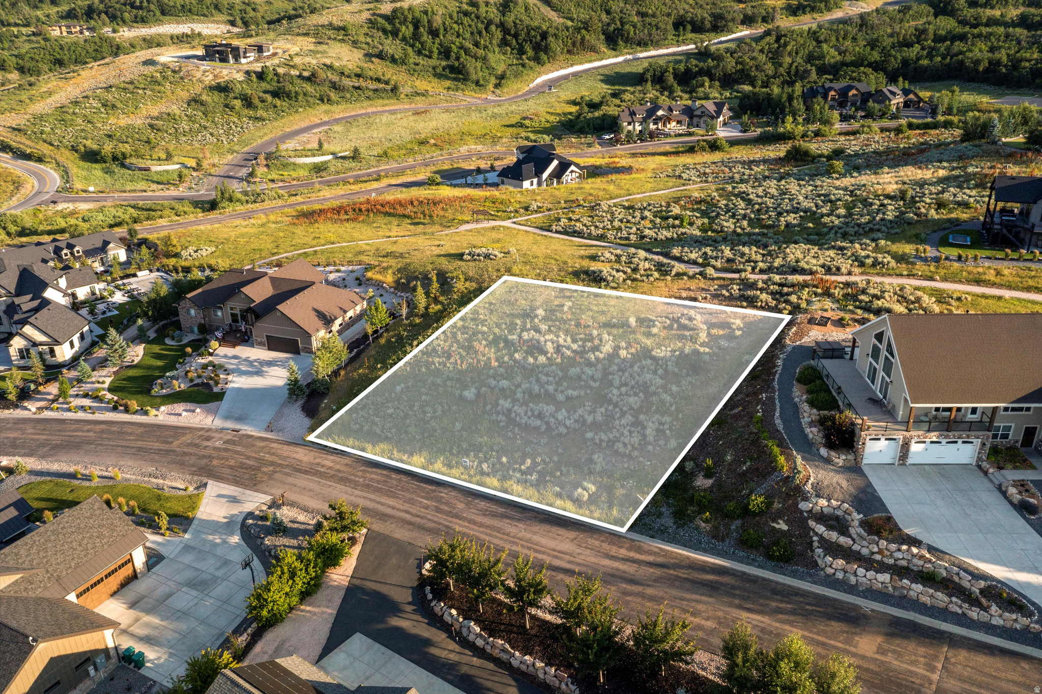 CHALETS AT EDGEWATER - Land
