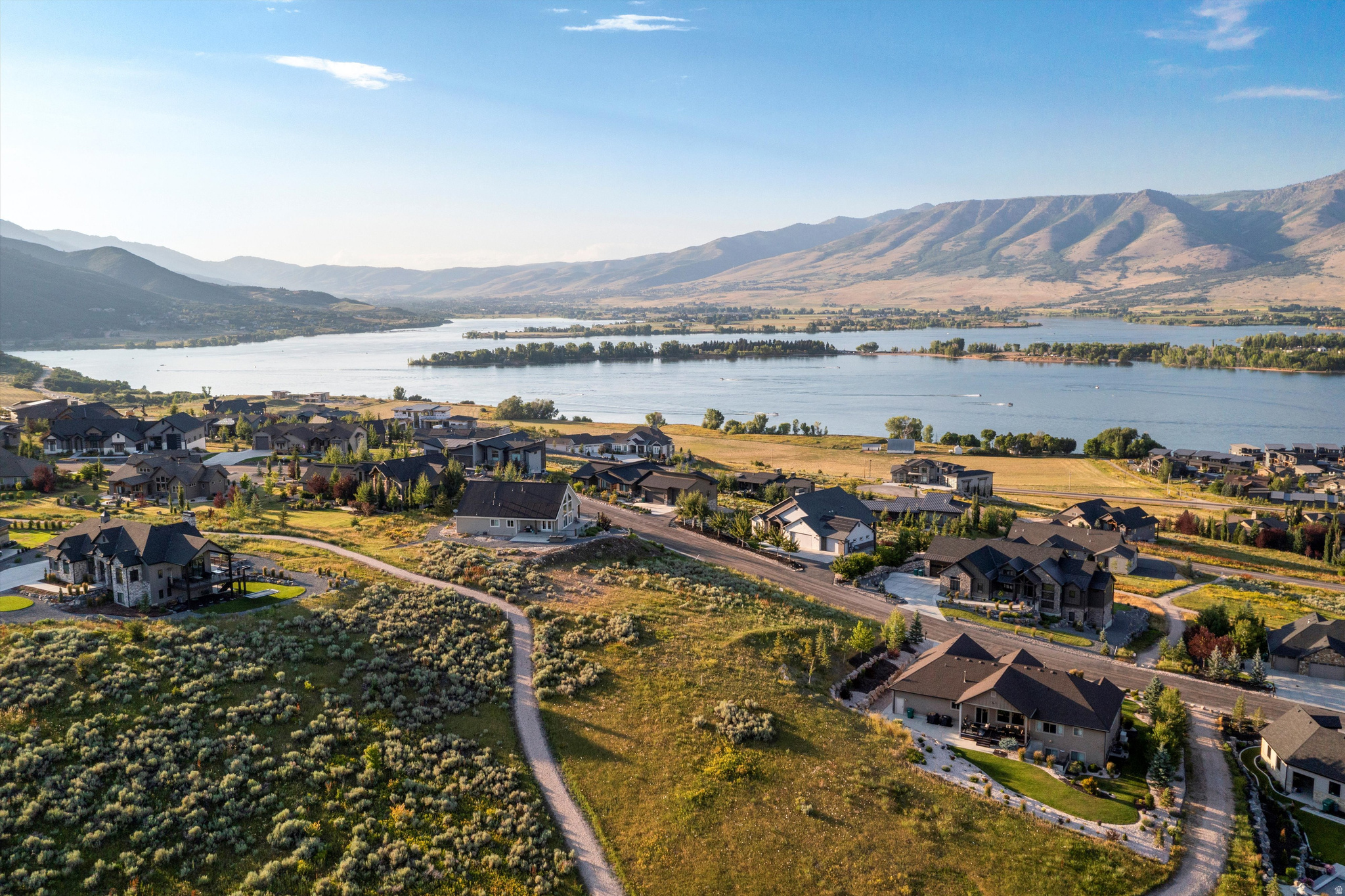 CHALETS AT EDGEWATER - Land