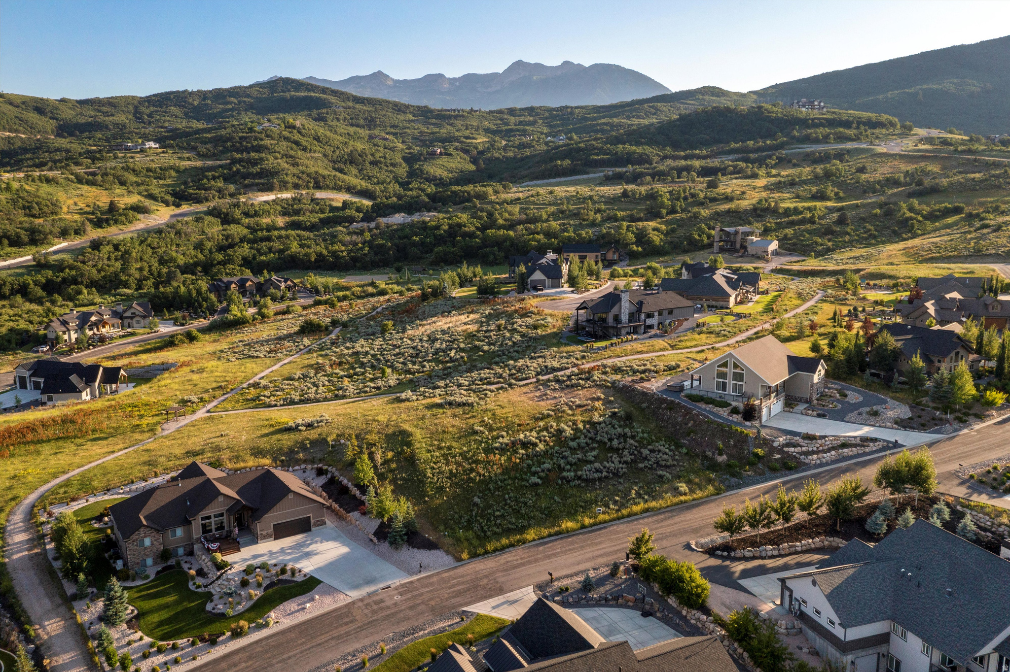 CHALETS AT EDGEWATER - Land