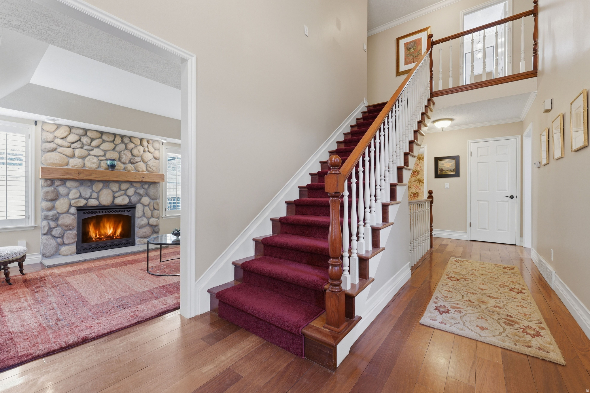 VILLAS OF COUNTRY LA - Residential