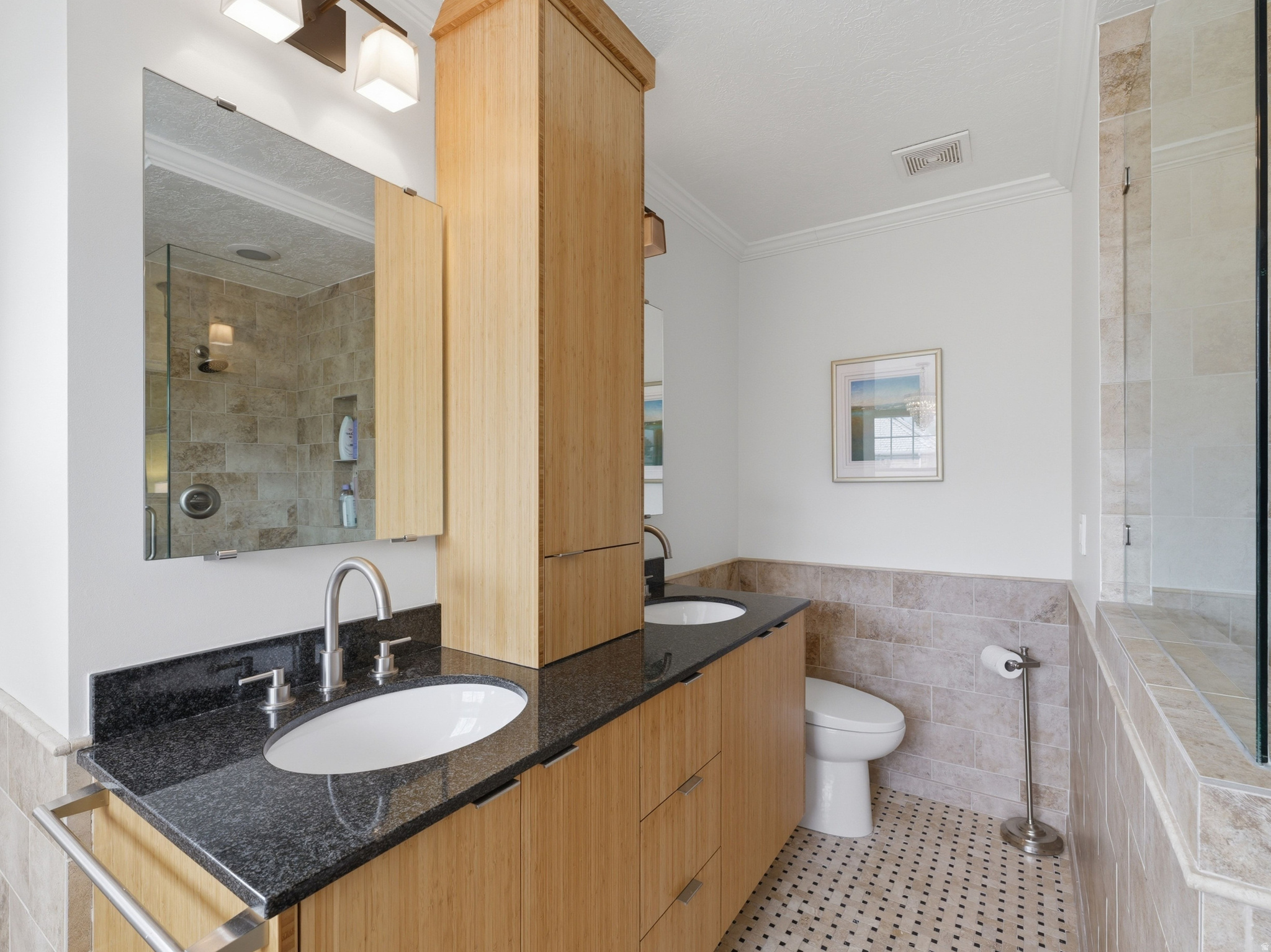 VILLAS OF COUNTRY LA - Residential