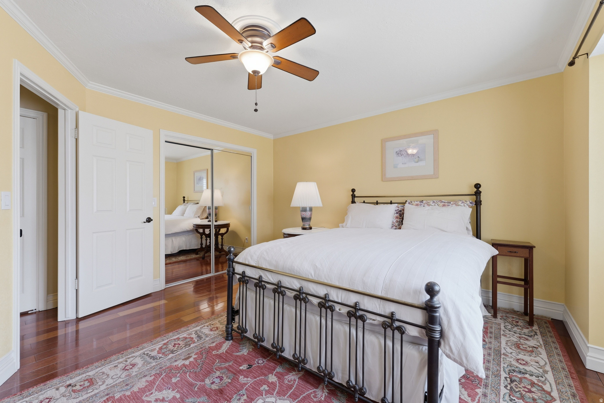 VILLAS OF COUNTRY LA - Residential