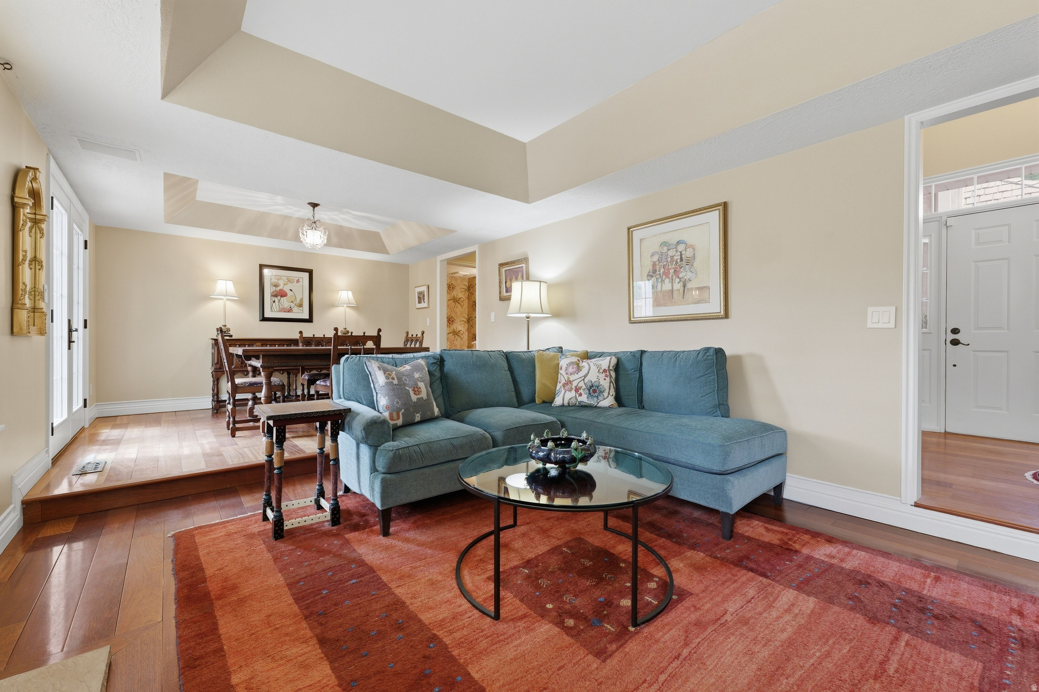 VILLAS OF COUNTRY LA - Residential