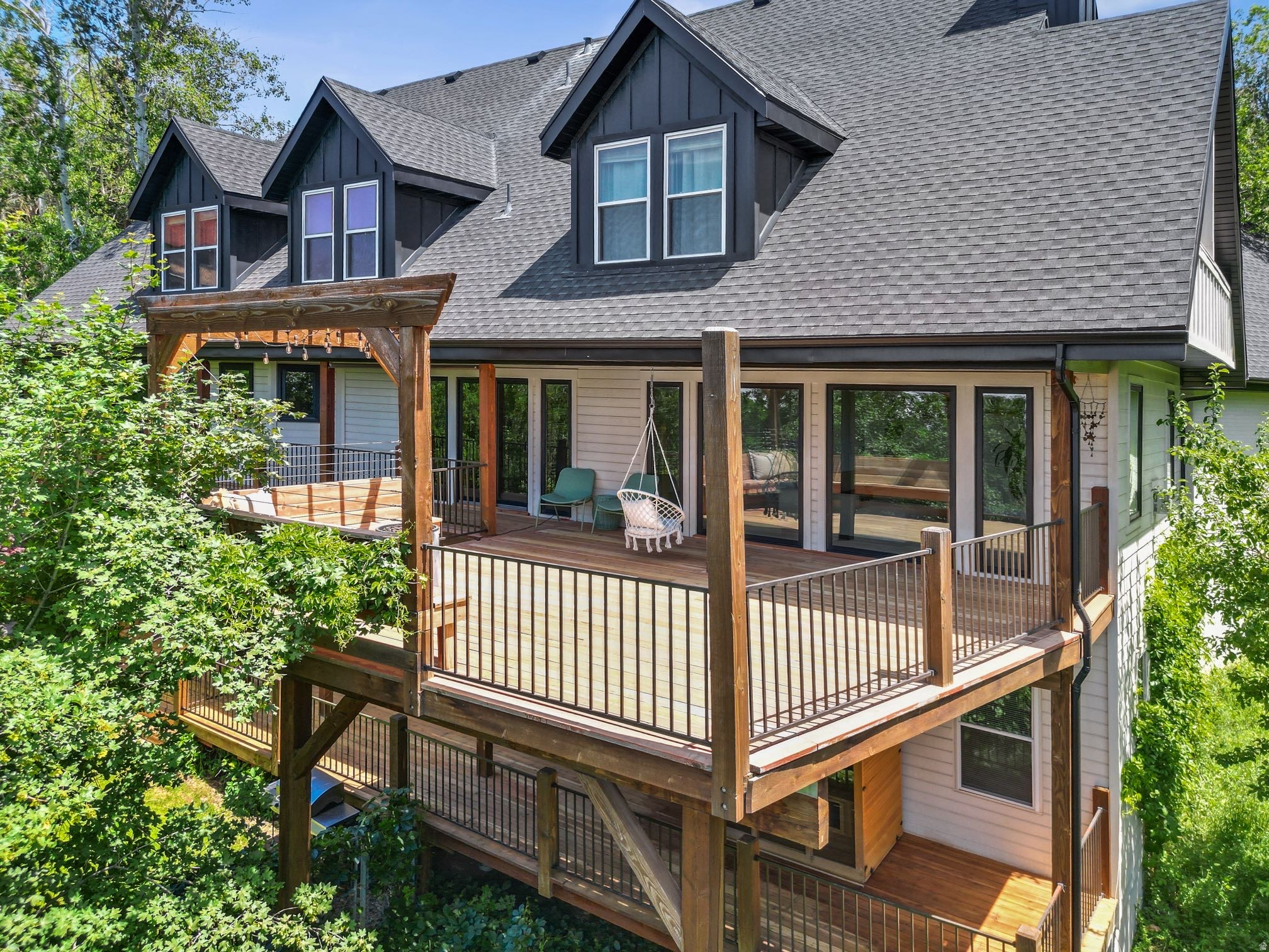 MAPLE COVE - Residential