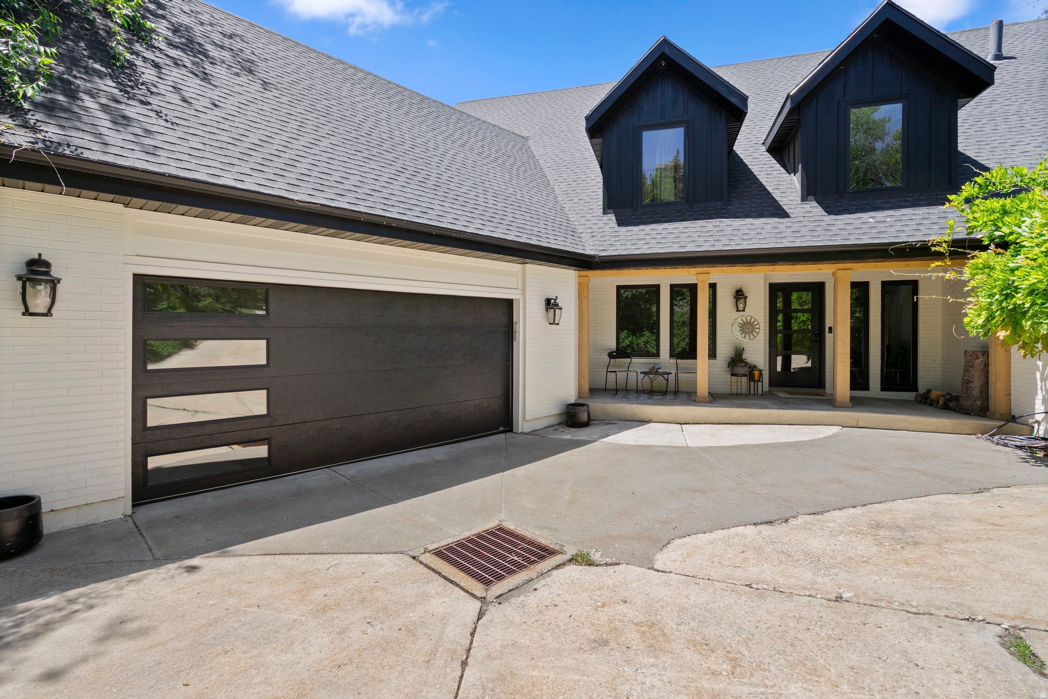 MAPLE COVE - Residential