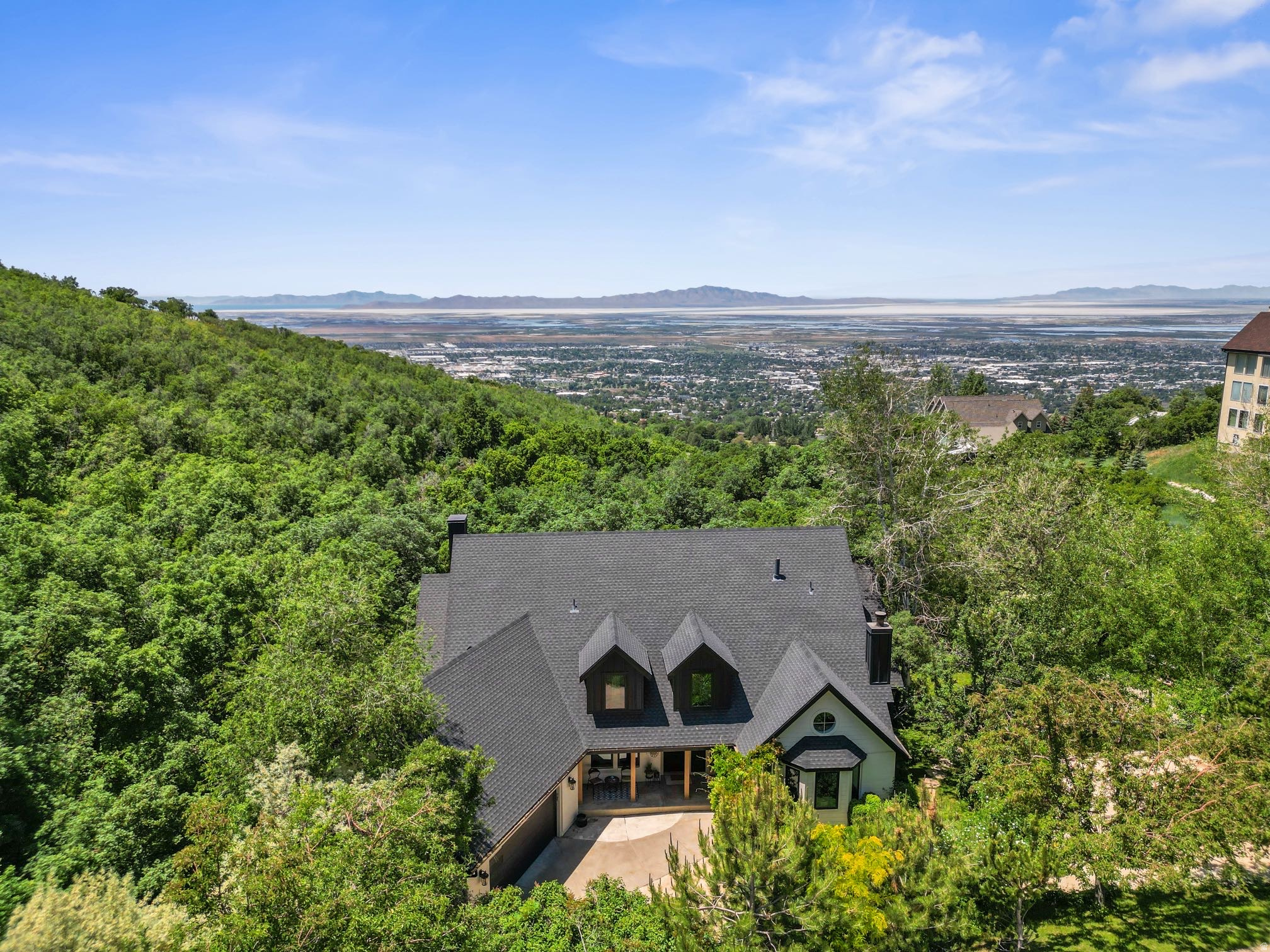 MAPLE COVE - Residential