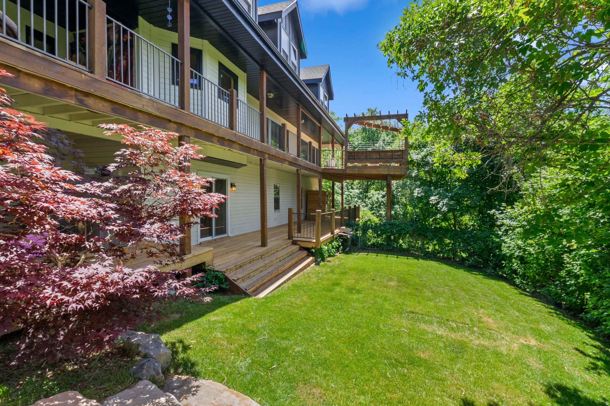 MAPLE COVE - Residential