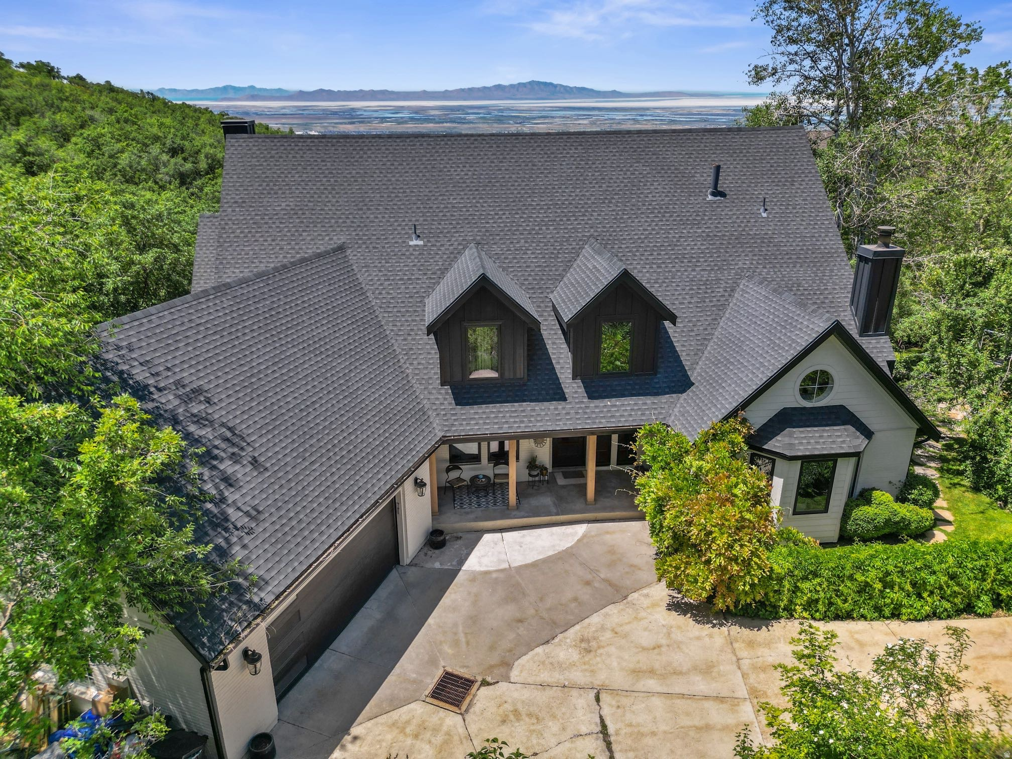 MAPLE COVE - Residential
