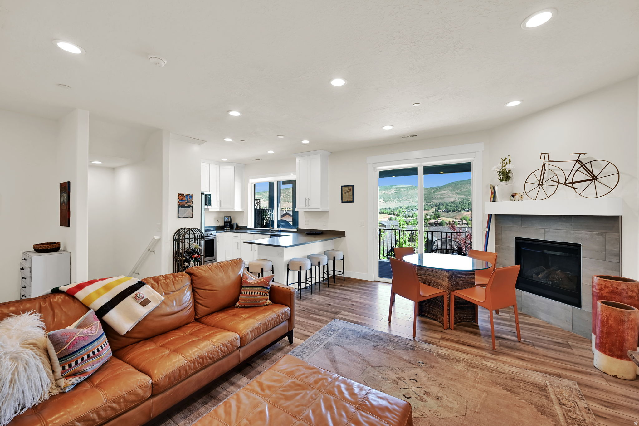 QUARRY SPRINGS AT PINEBROOK CONDO - Residential