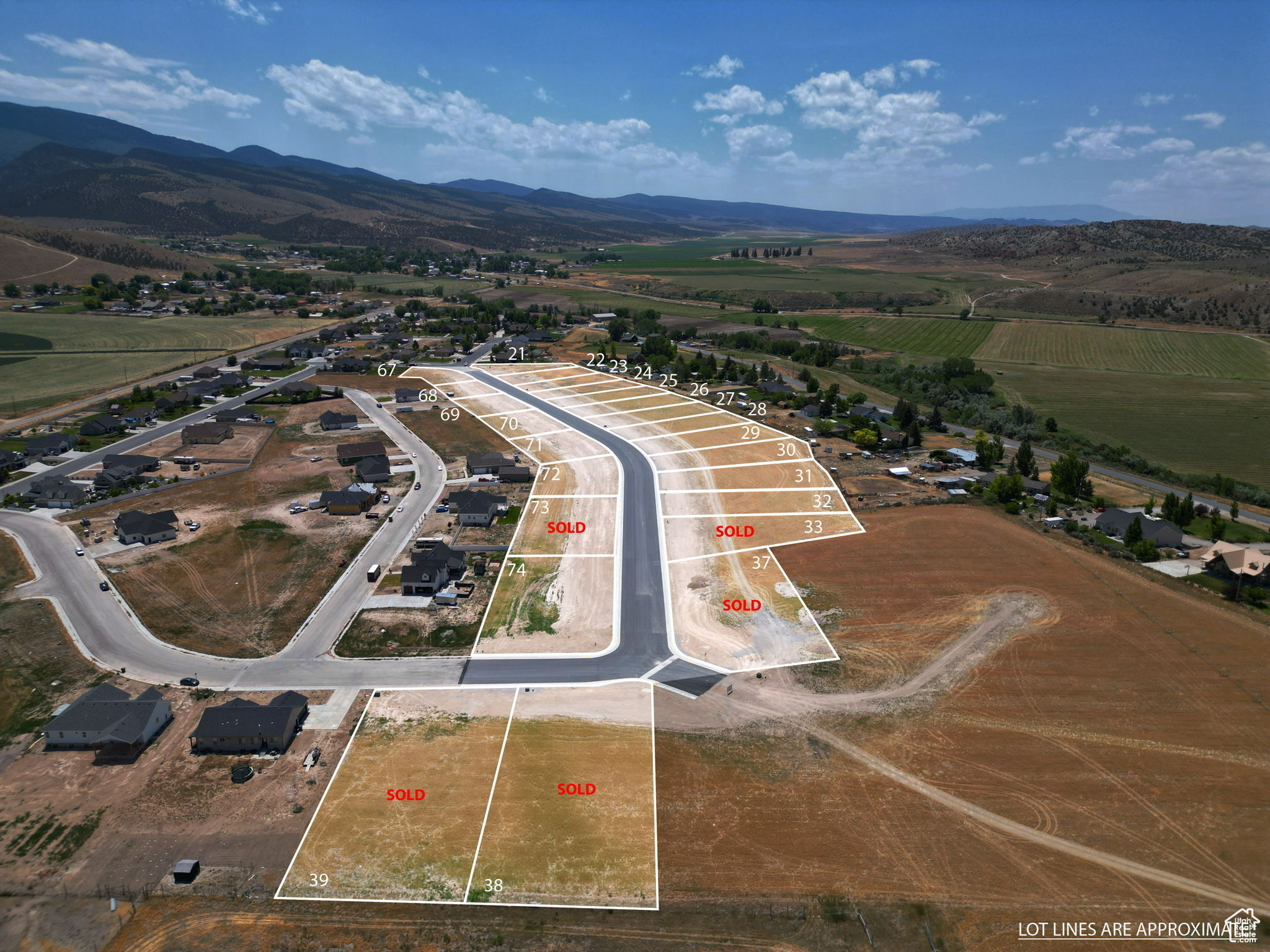 LOT #71 MAYFIELD ESTATES PHASE 1V LLC. - Land
