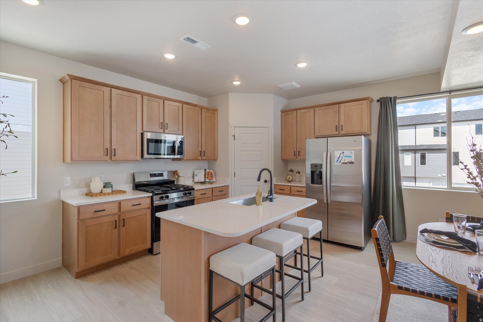 ARROWHEAD RANCH - Residential