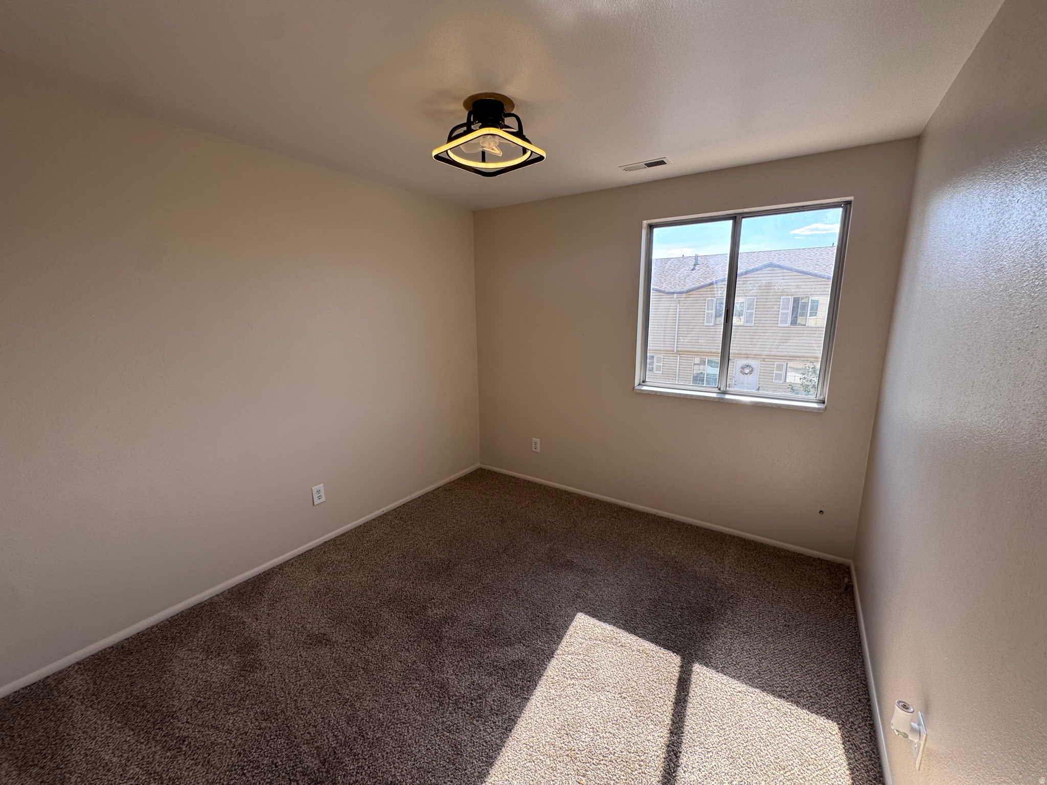 PHEASANT GLEN SUBDIVISION CONDOS AMENDED - Residential