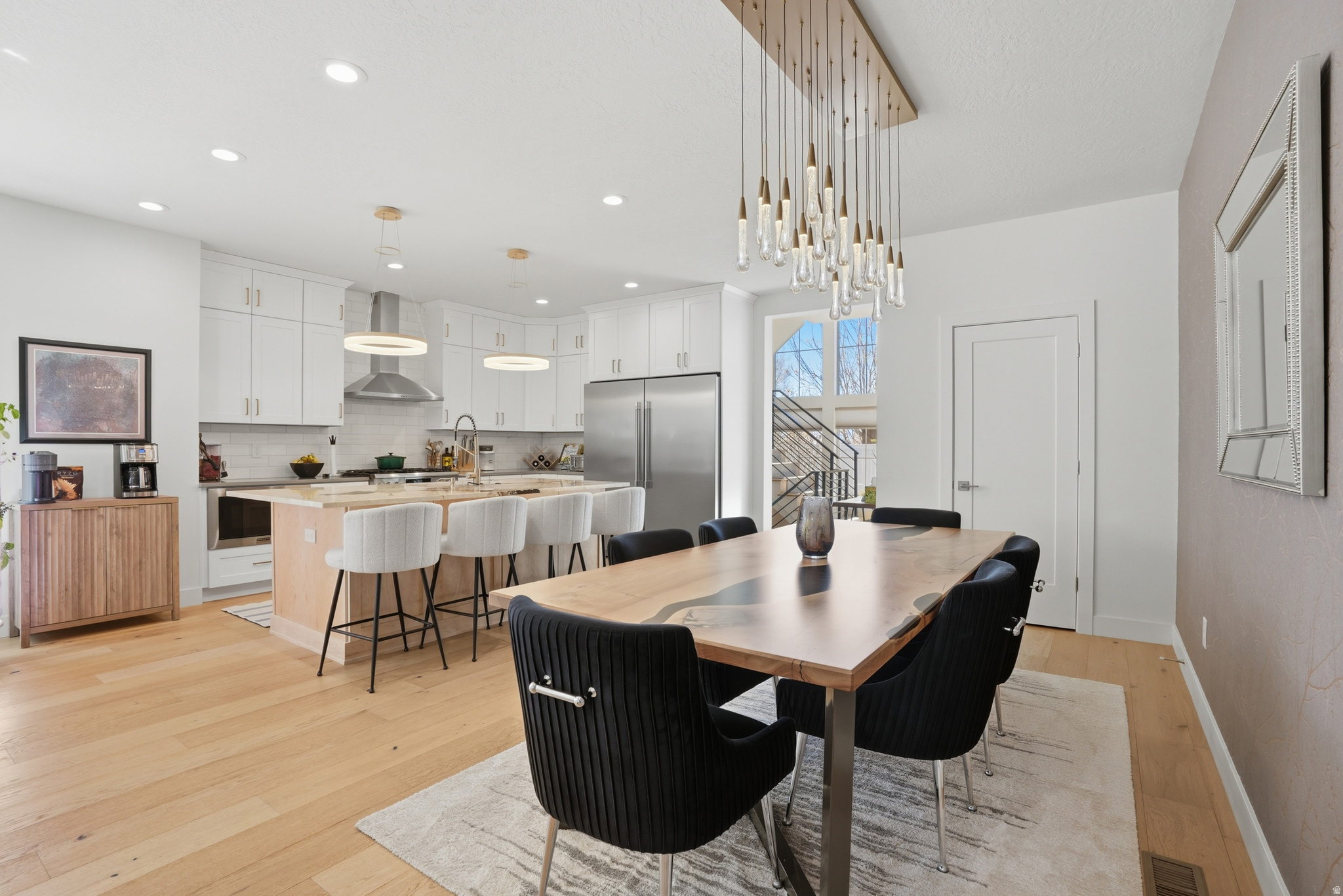 HOLLADAY COURT - Residential